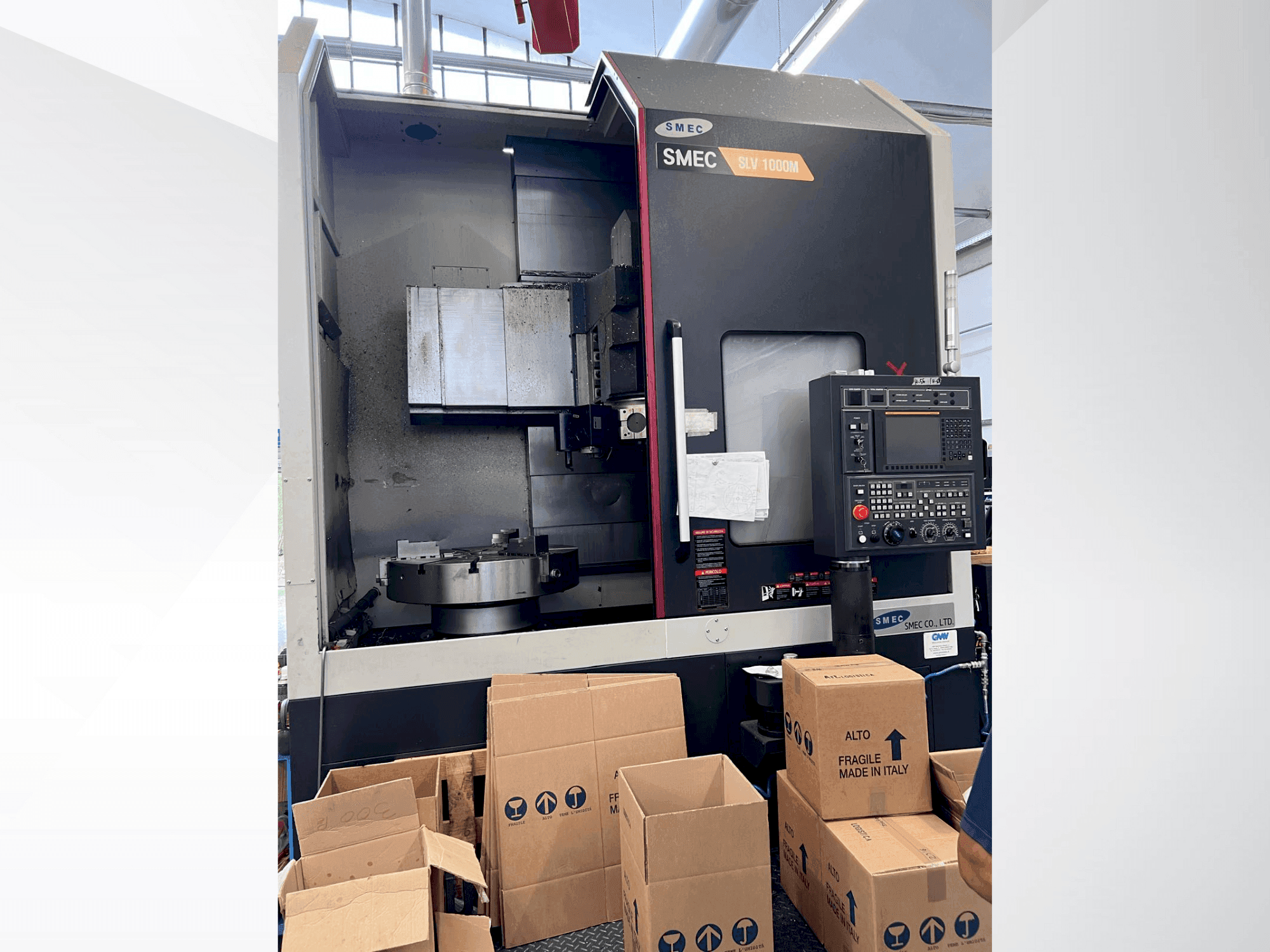 Vista Frontal  da SMEC SLV1000M  máquina