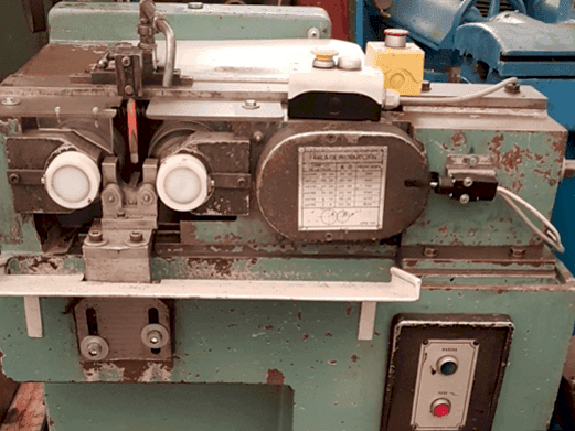 Vista Frontal  da Izpe RSC 100  máquina