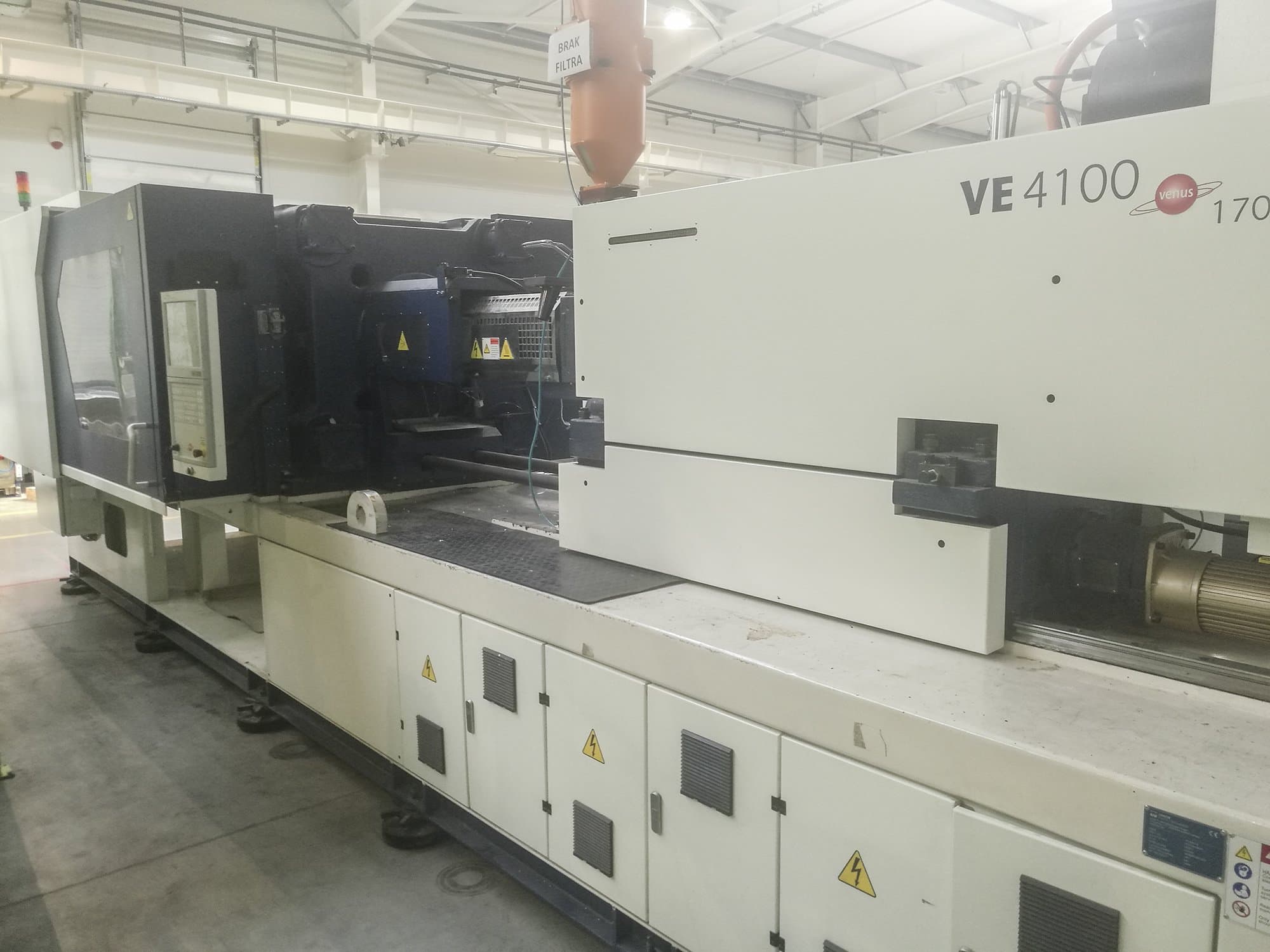 Vista Direita  da Zhafir VE 4100/1700  máquina