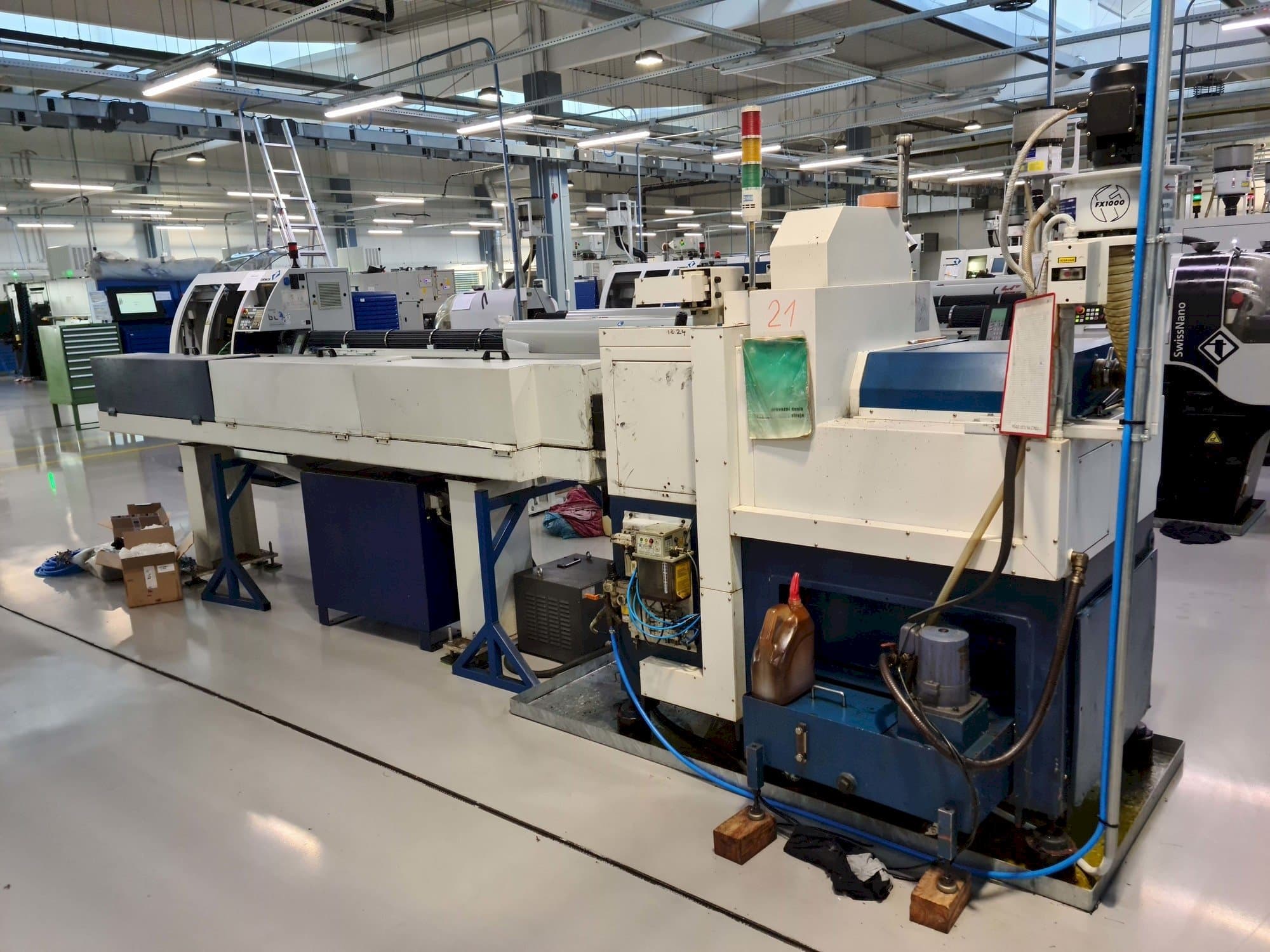 Vista Frontal  da KMT Speed 12  máquina