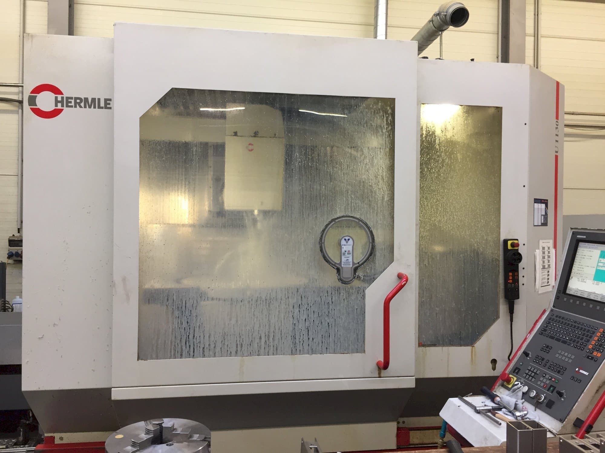 Vista Frontal  da HERMLE U1130  máquina