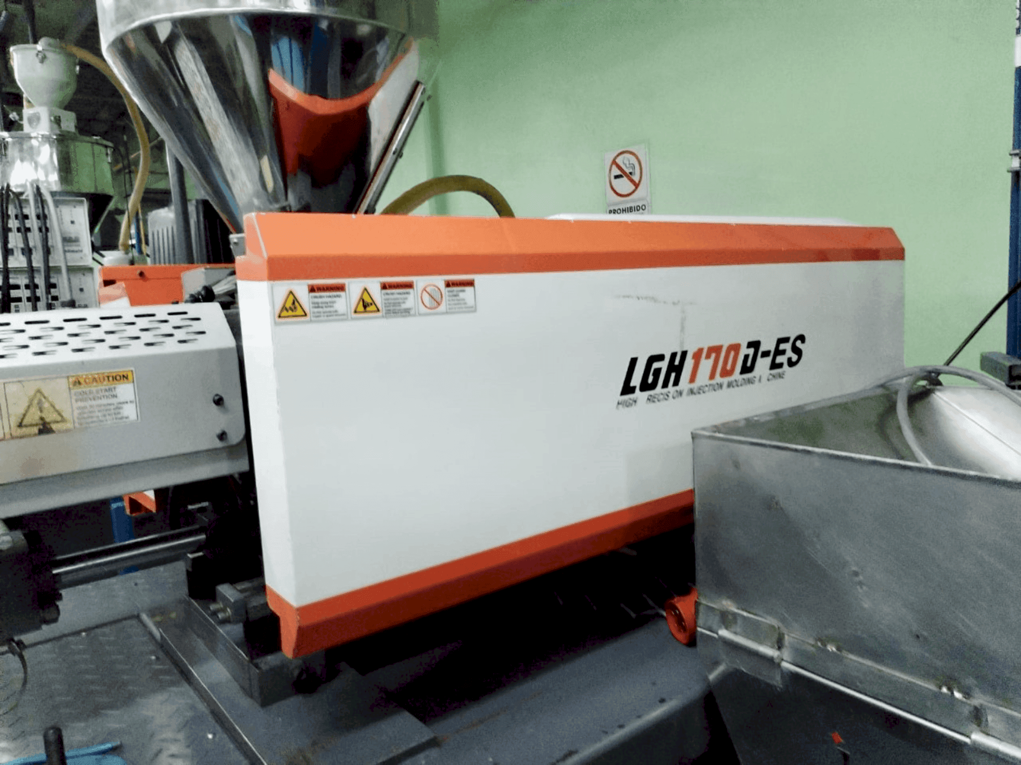 Vista Frontal  da LS MTRON LGH 170D-ES  máquina