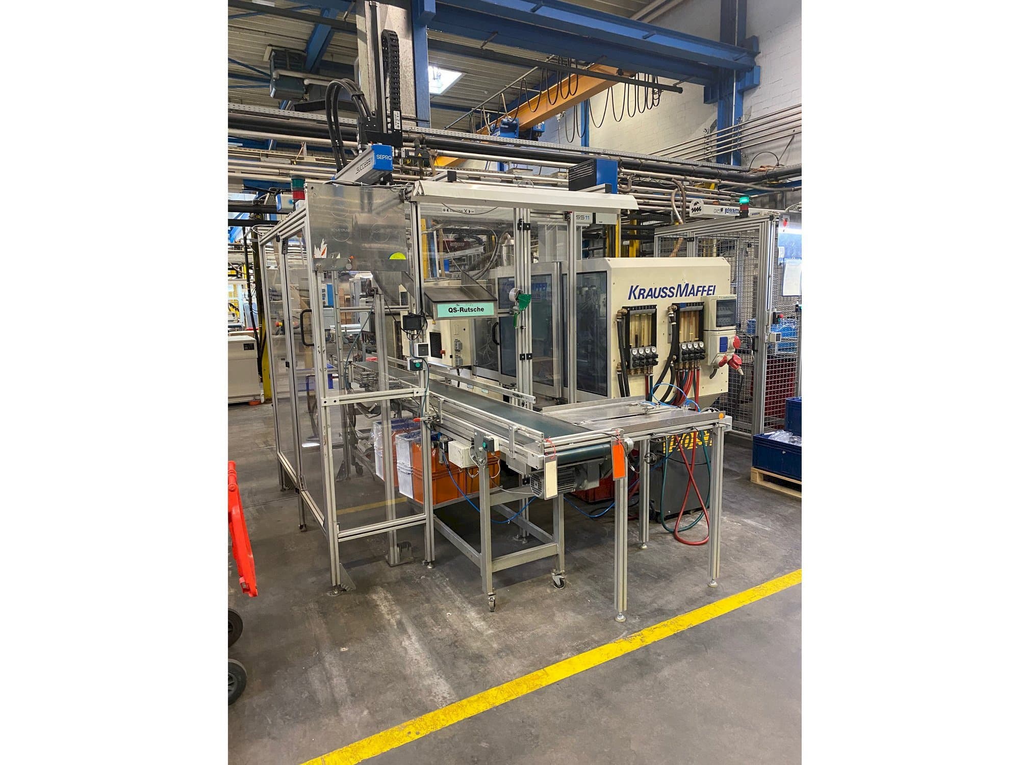 Vista Frontal  da Krauss Maffei 80-390 C2  máquina