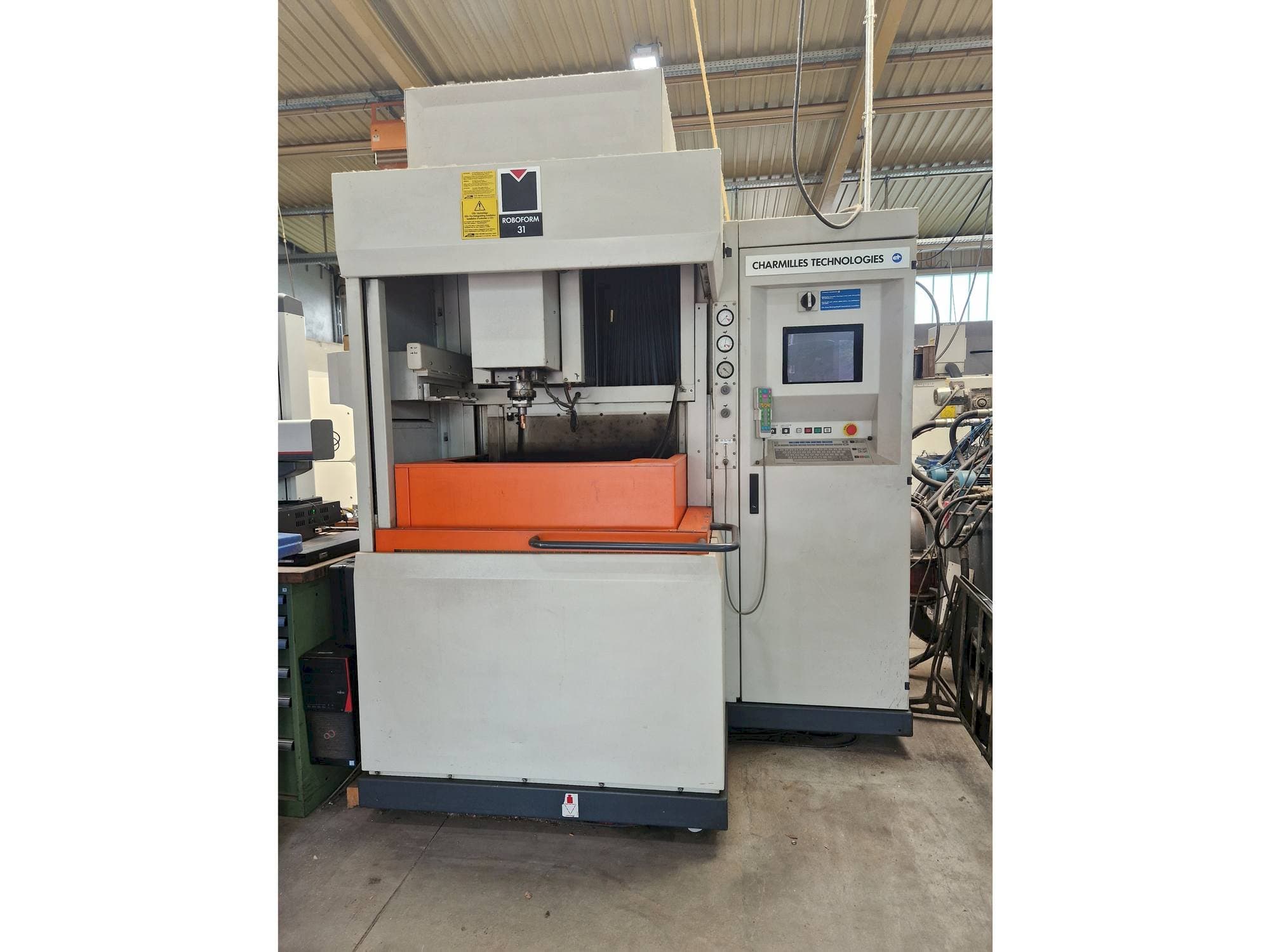 Vista Frontal  da CHARMILLES Roboform 31  máquina