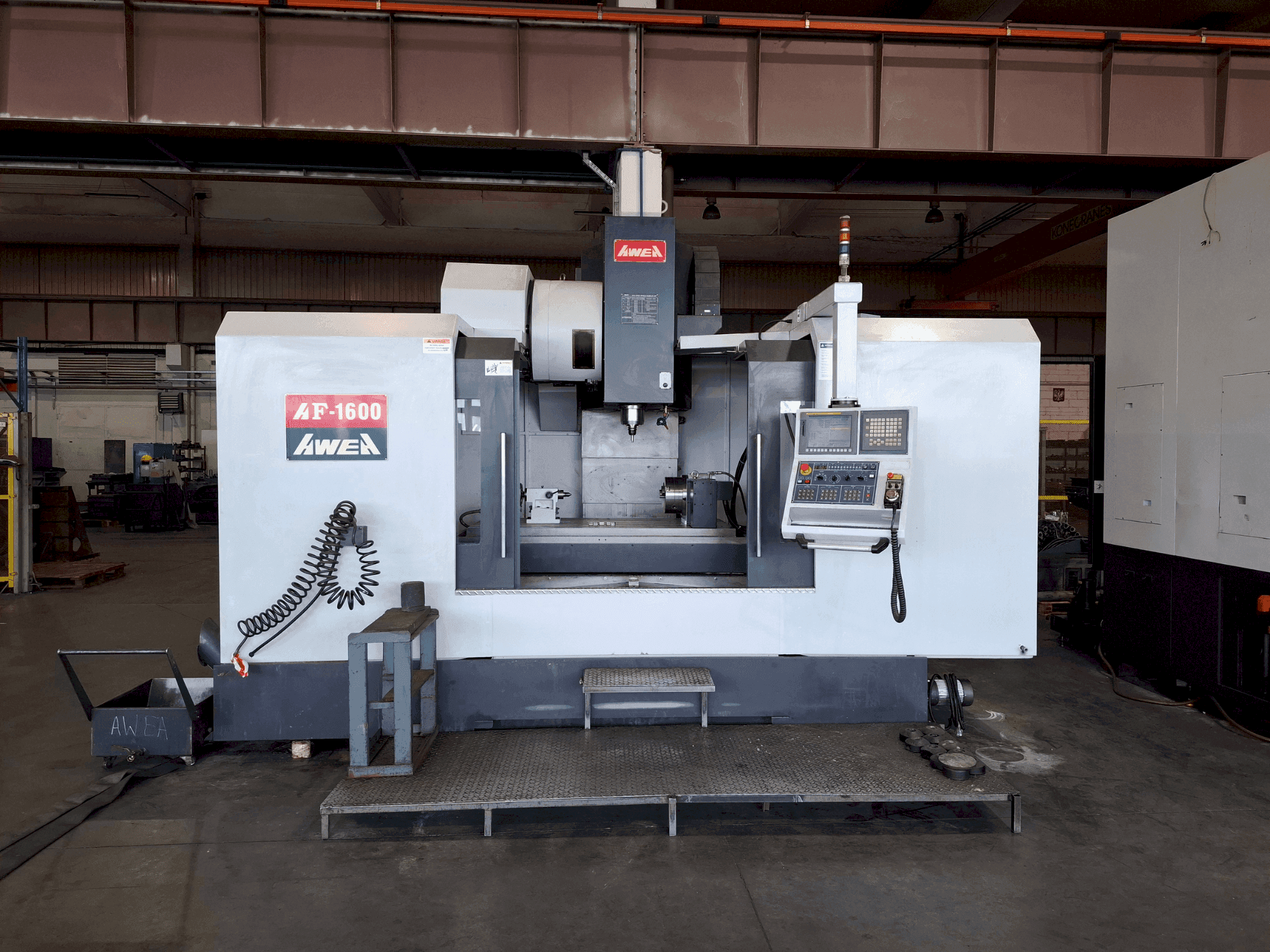 Vista Frontal  da AWEA AF-1600  máquina
