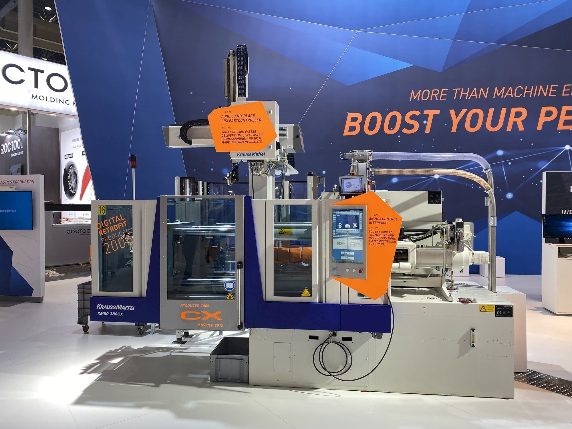 Vista Frontal  da Krauss Maffei 80-380 CX + LRX easyControl 100  máquina