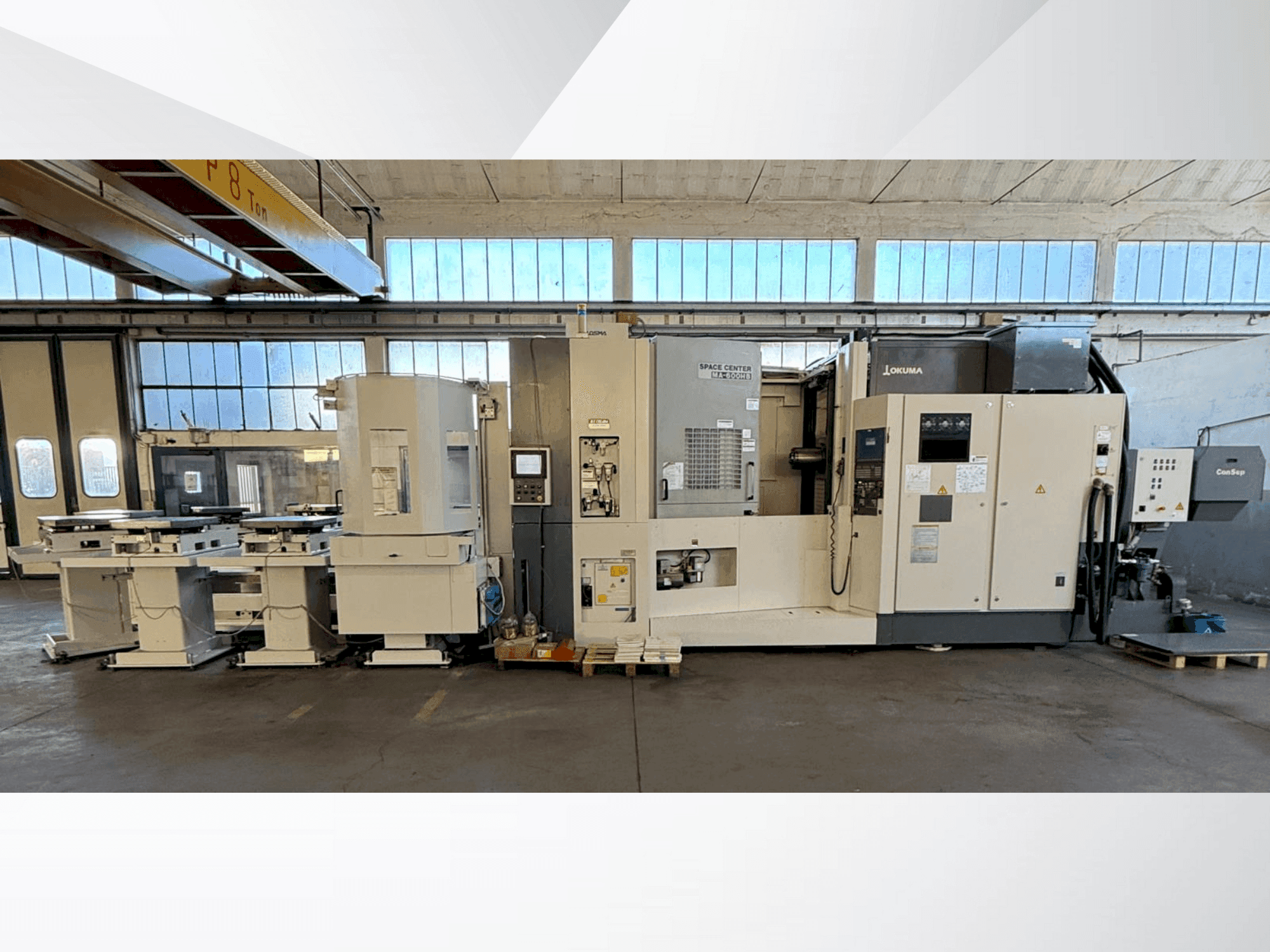 Vista Frontal  da Okuma SPACE CENTER MA-600HB  máquina