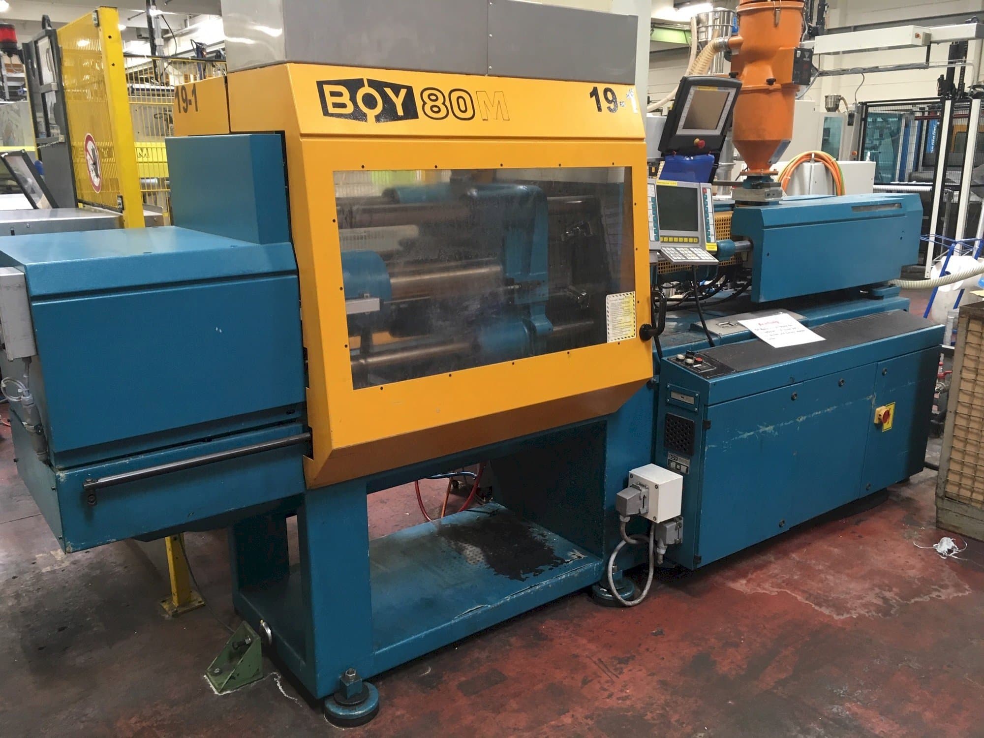 Vista Frontal  da Dr. Boy 80M  máquina