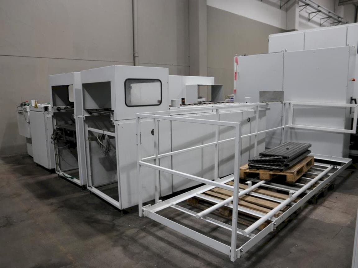 Vista Frontal  da REINIGUNGS / WASCHANLAGE RUT 067-048-030-04  máquina