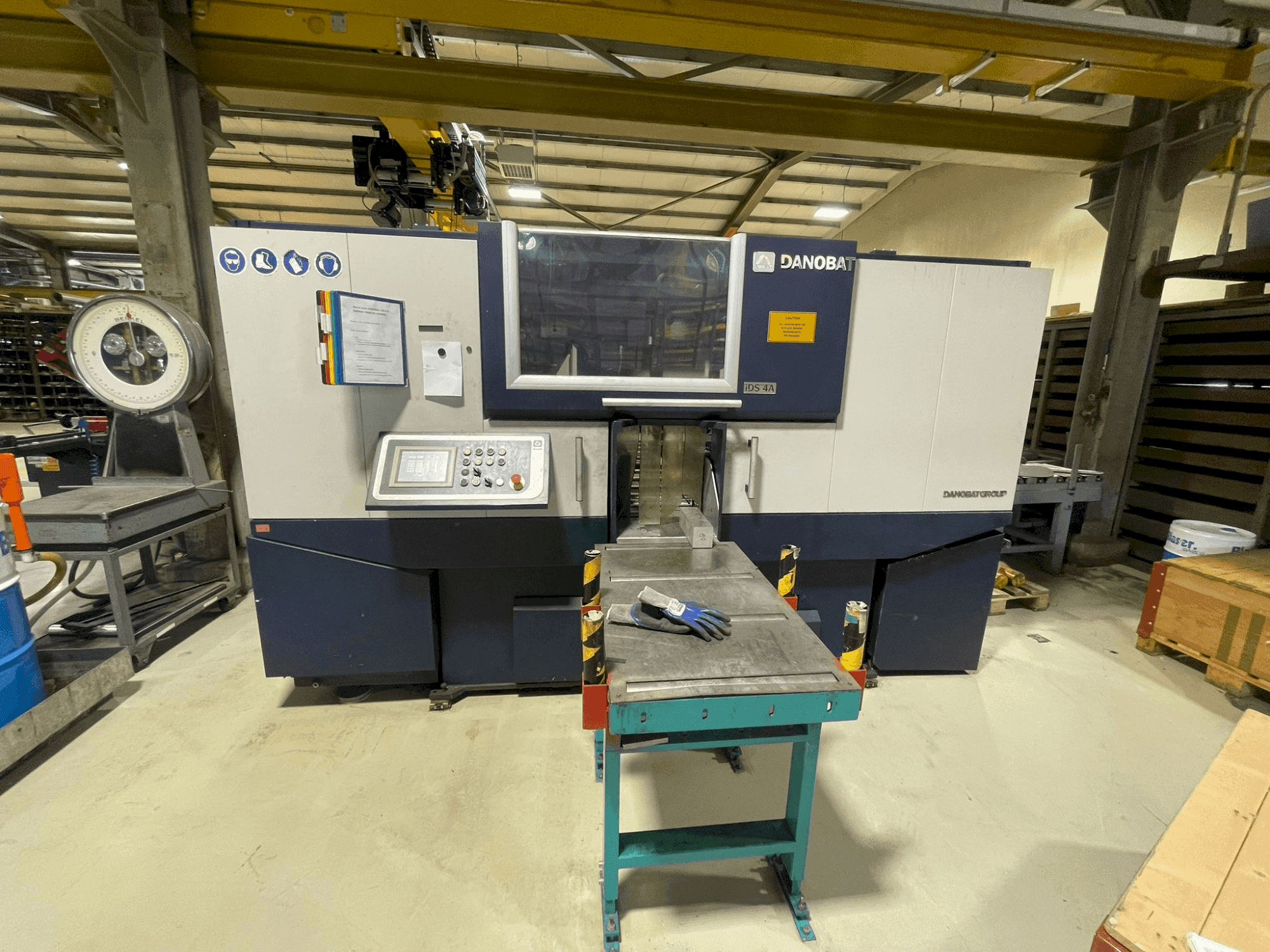 Vista Frontal  da DANOBAT IDS 4A  máquina