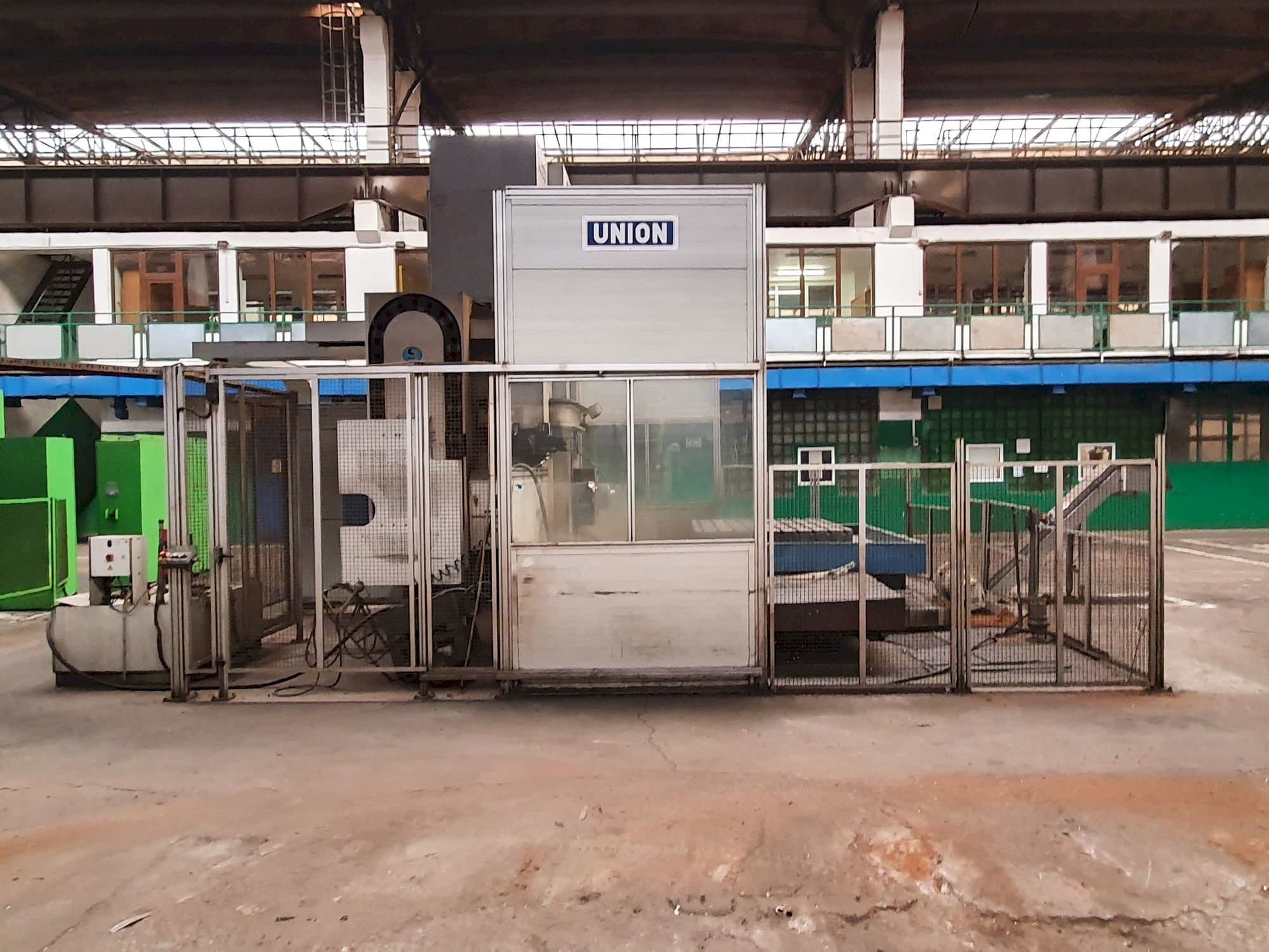 Vista Frontal  da Union TC130/1 -iTNC530  máquina