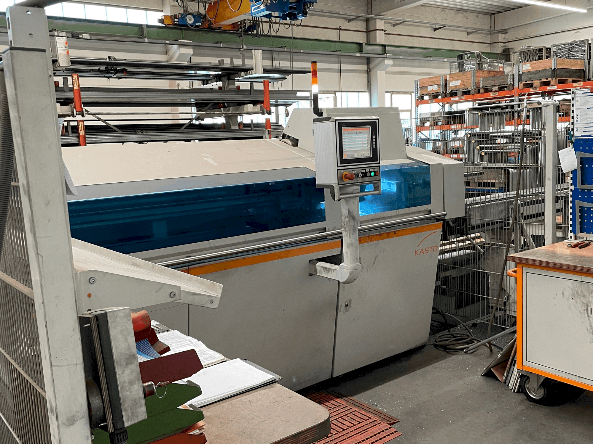 Vista Frontal  da KASTO KASTOflex F  máquina