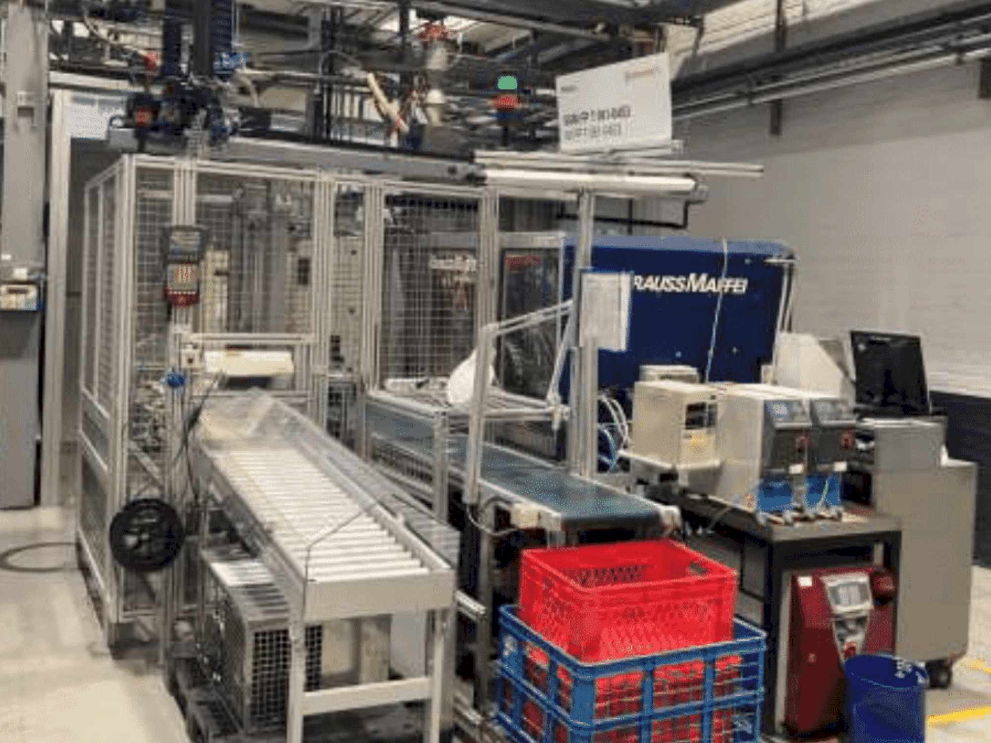 Vista Frontal  da Krauss Maffei KM 125-390 C2  máquina