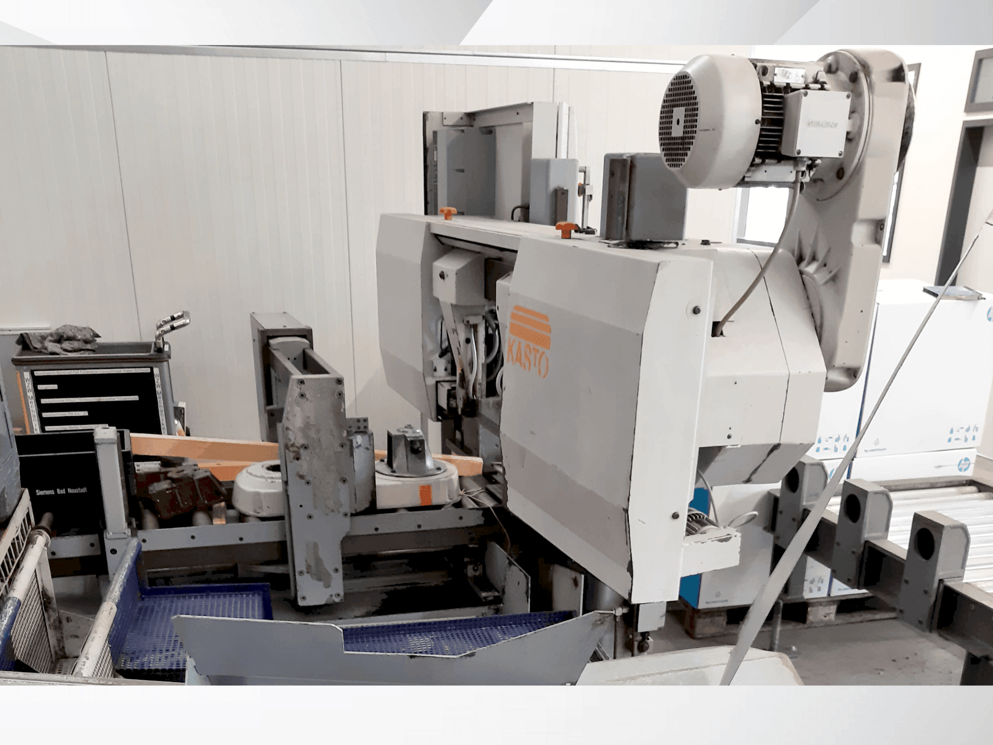 Vista Frontal  da KASTO HBA 360 AU with Knoll 150 K-1  máquina