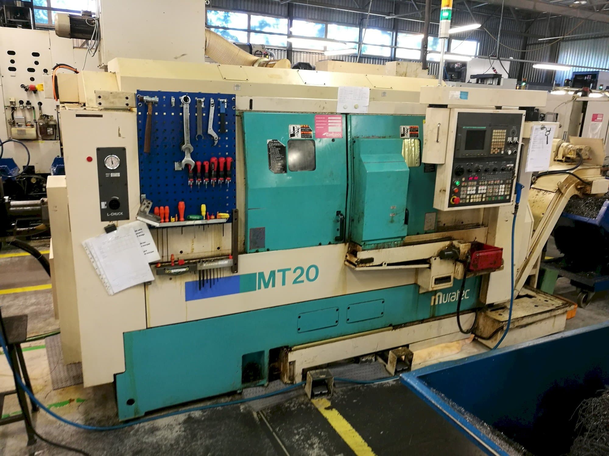 Vista Frontal  da Muratec MT20  máquina