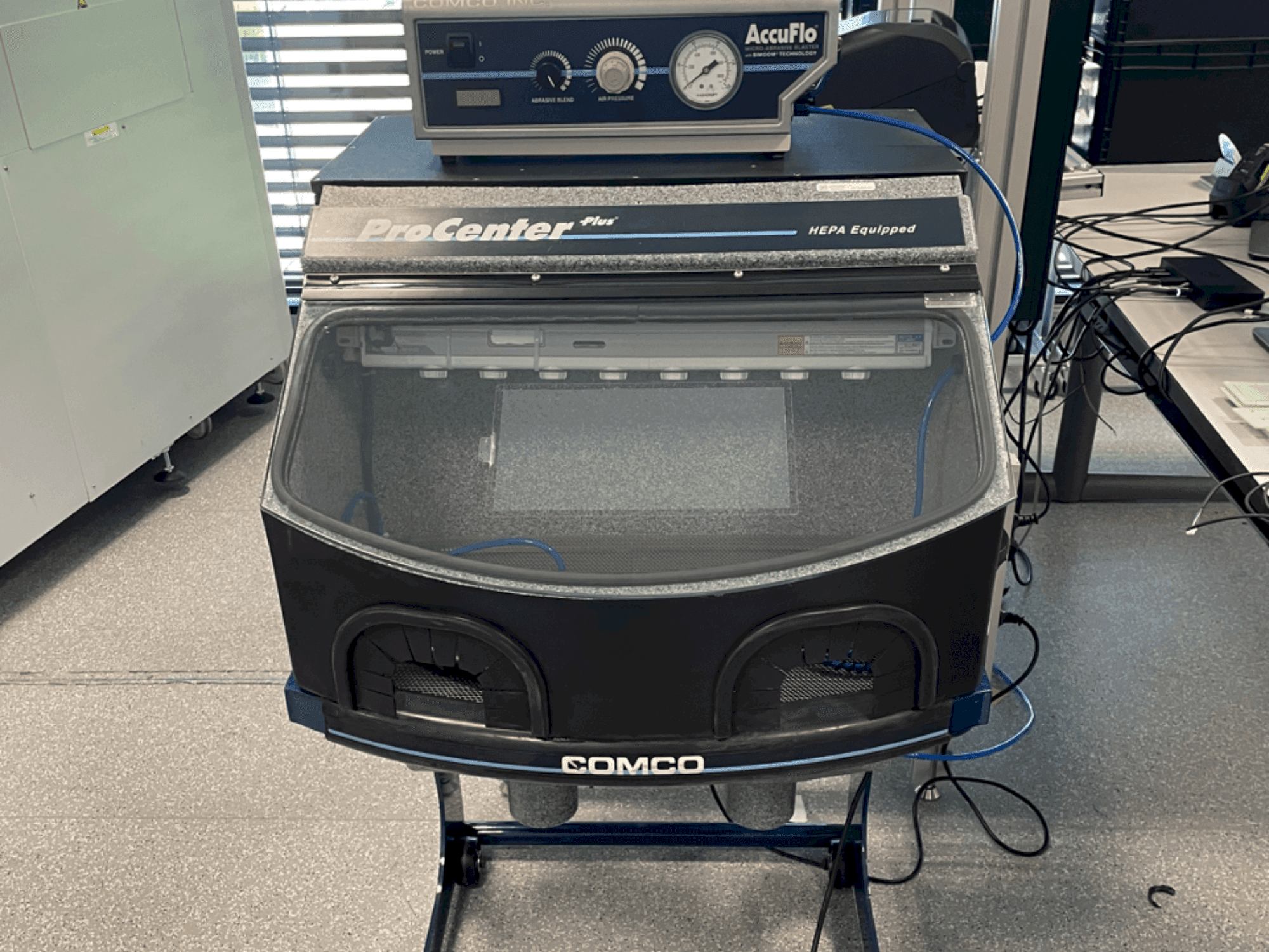 Vista Frontal  da COMCO CTR201-2  máquina