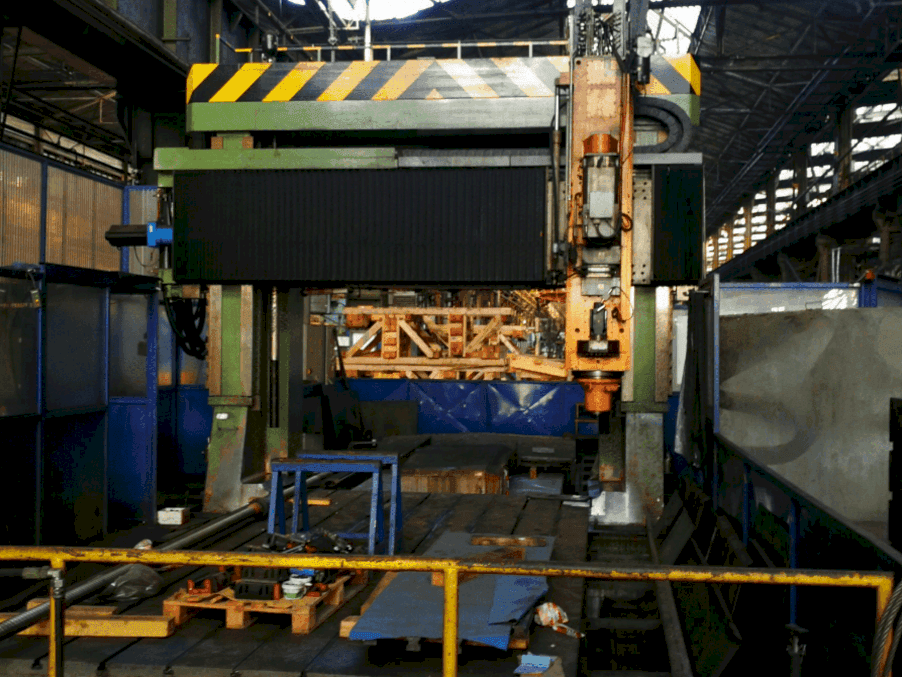 Vista Frontal  da FFZ 30-60  máquina