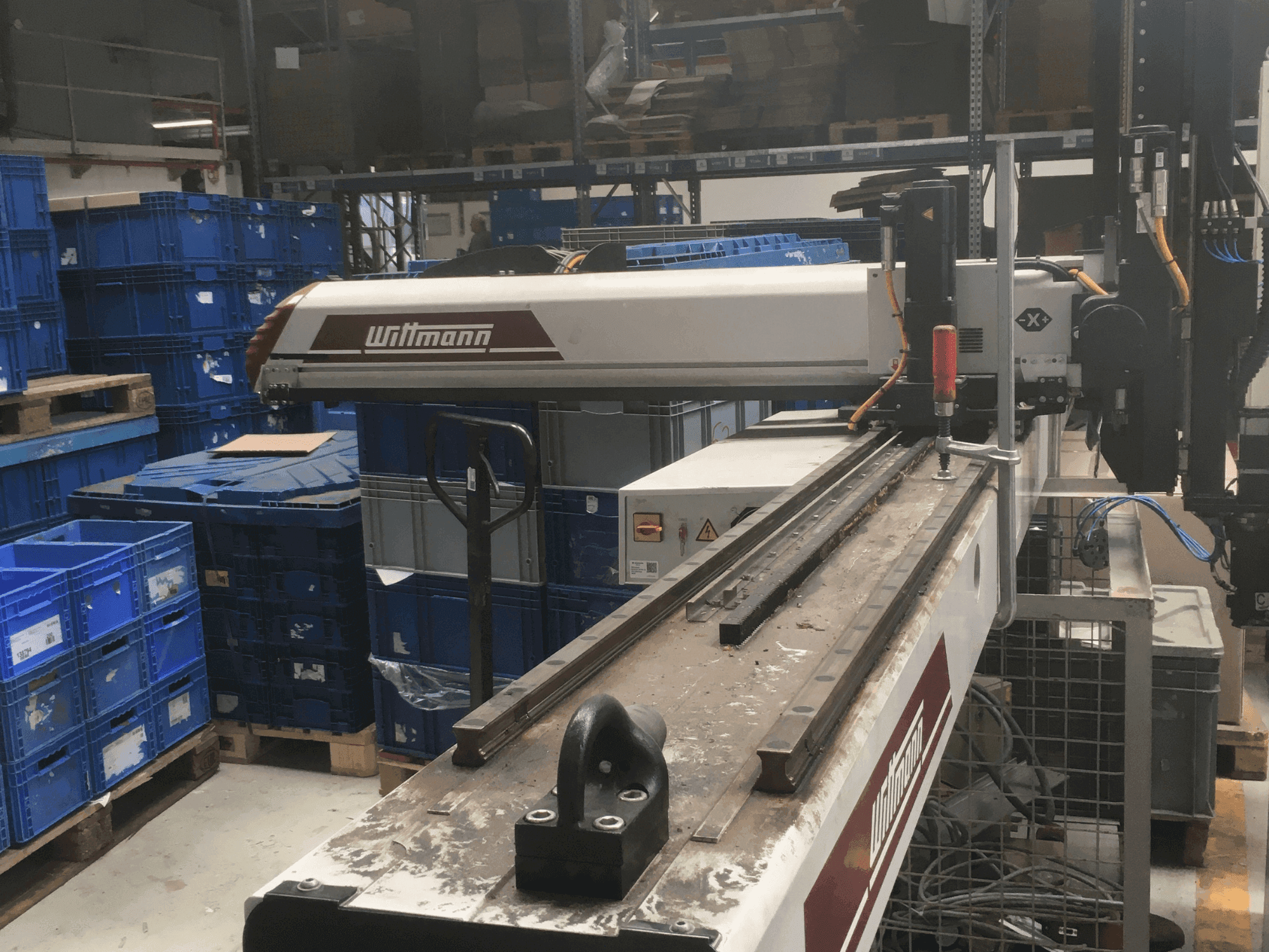 Vista Frontal  da WITTMANN W743  máquina