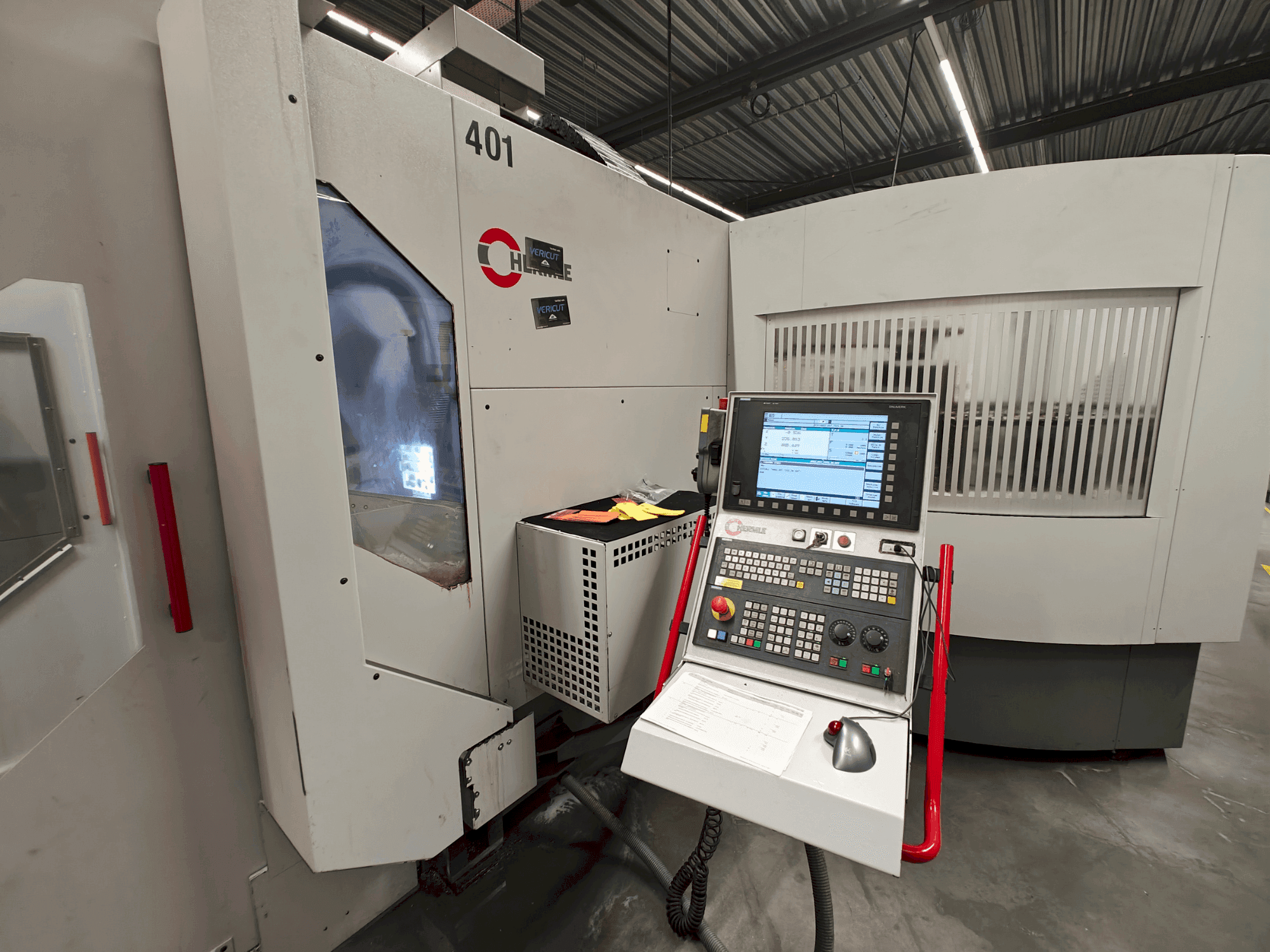 Vista Frontal  da HERMLE C 40 U  máquina