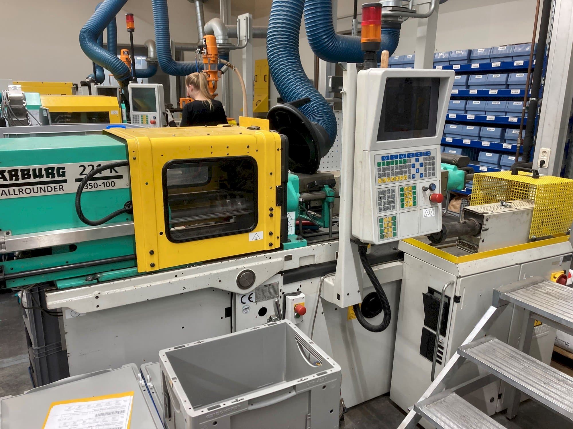 Vista Frontal  da Arburg 221 K 350-100U  máquina