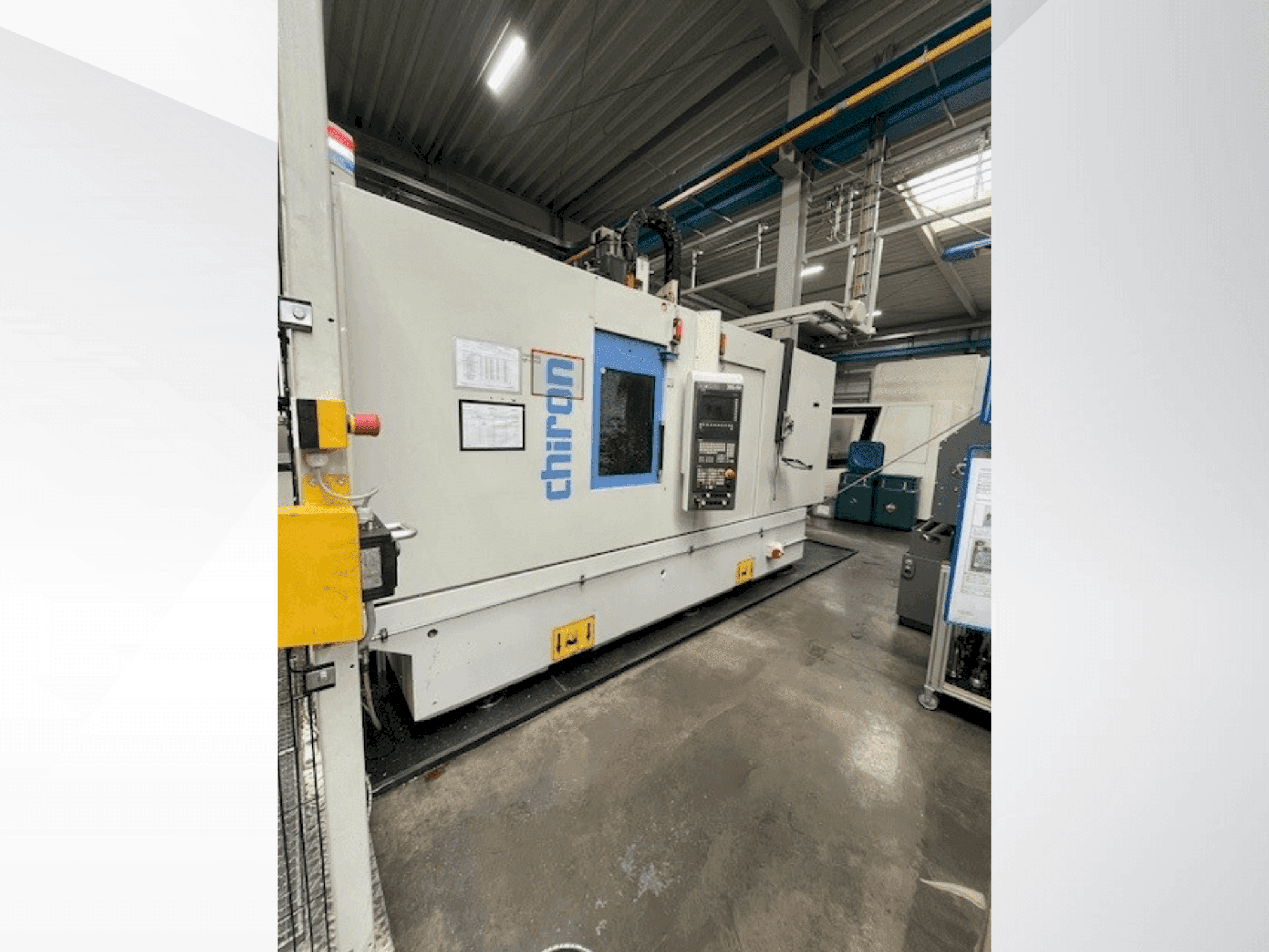 Vista Frontal  da CHIRON DZ18W  máquina