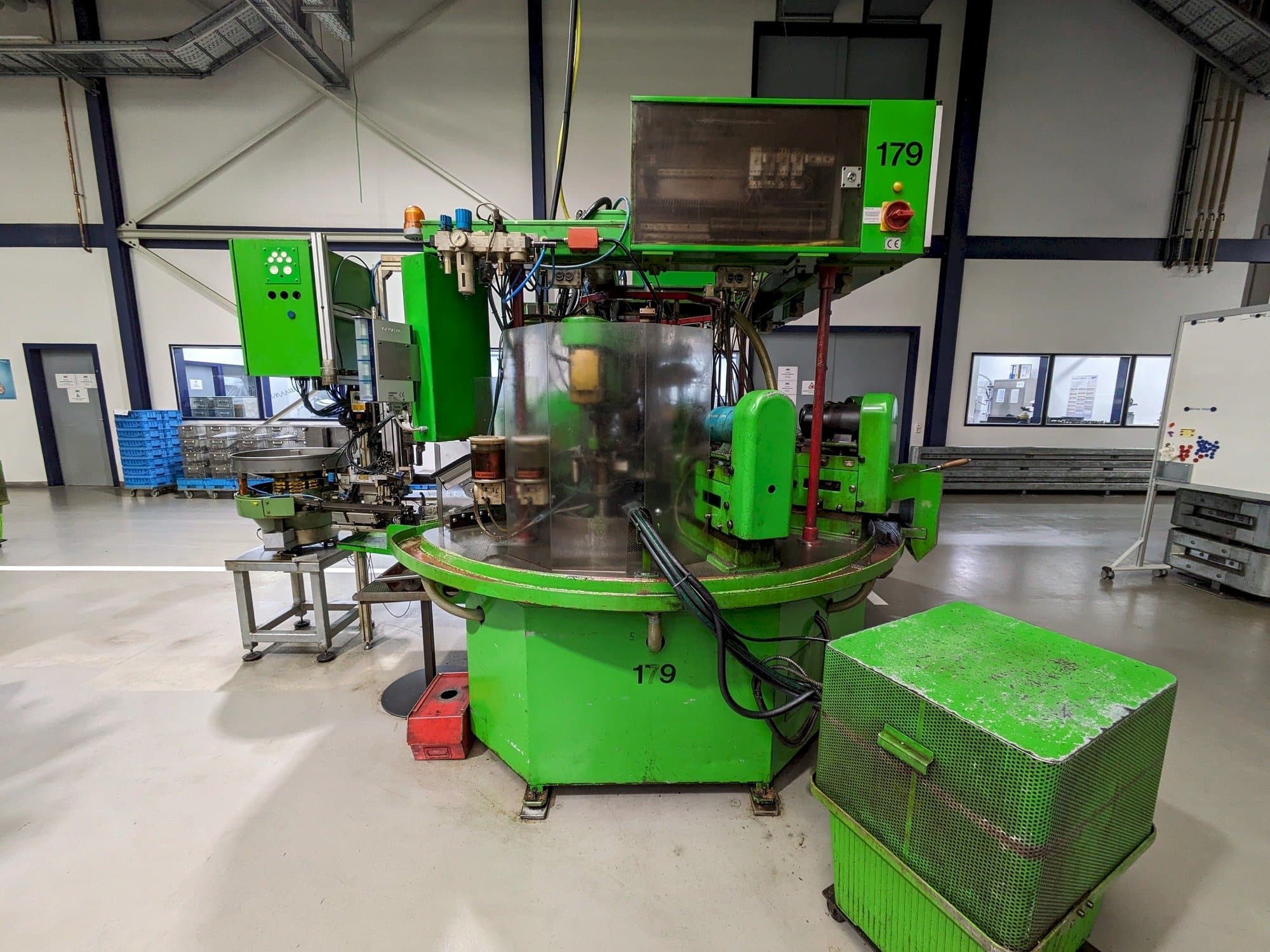 Vista Frontal  da SIHN Ring piece  máquina