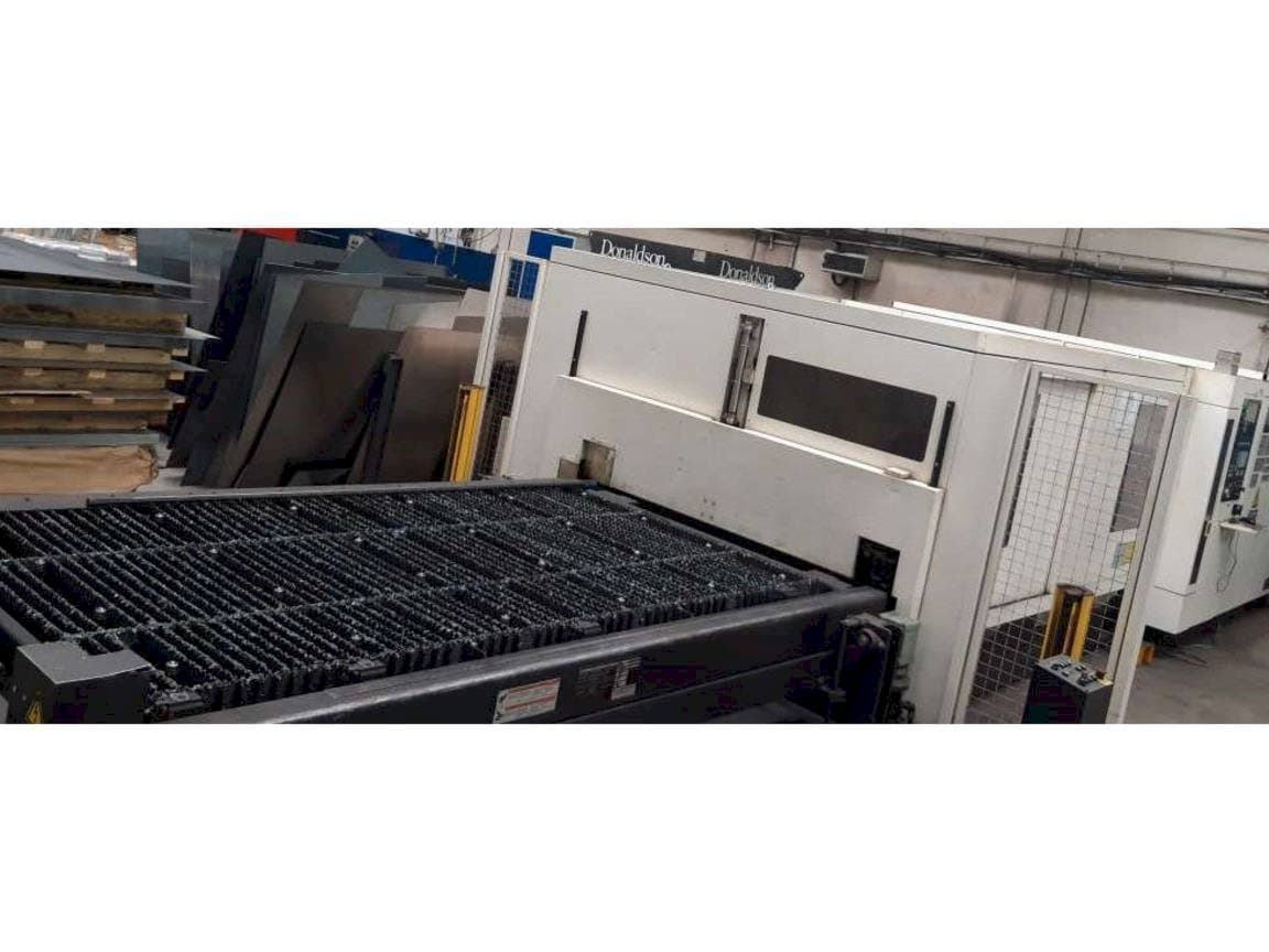 Vista Frontal  da Mazak Super Turbo-X510 Mk III G  máquina