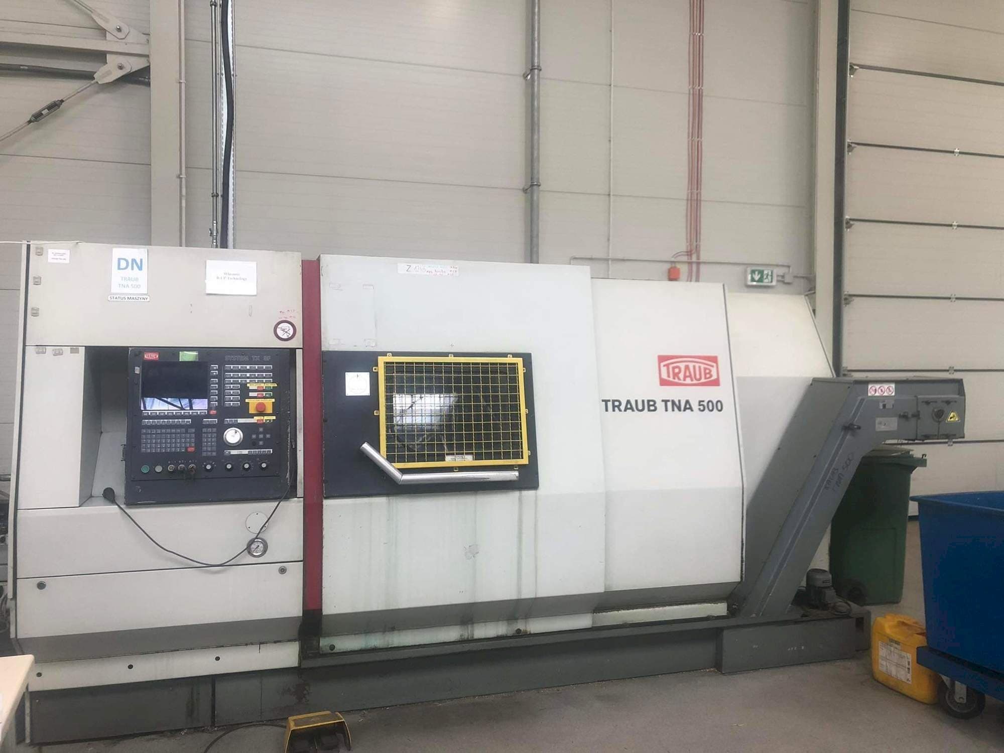 Vista Frontal  da TRAUB TNA 500/600  máquina