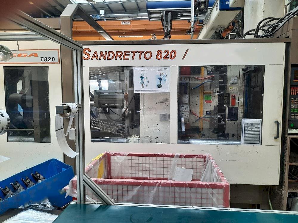 Vista Frontal  da SANDRETTO 820/6434  máquina