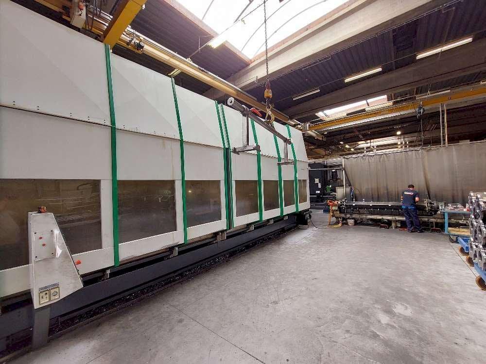 Vista Frontal  da Unisign Univers 6 (A-as)  máquina