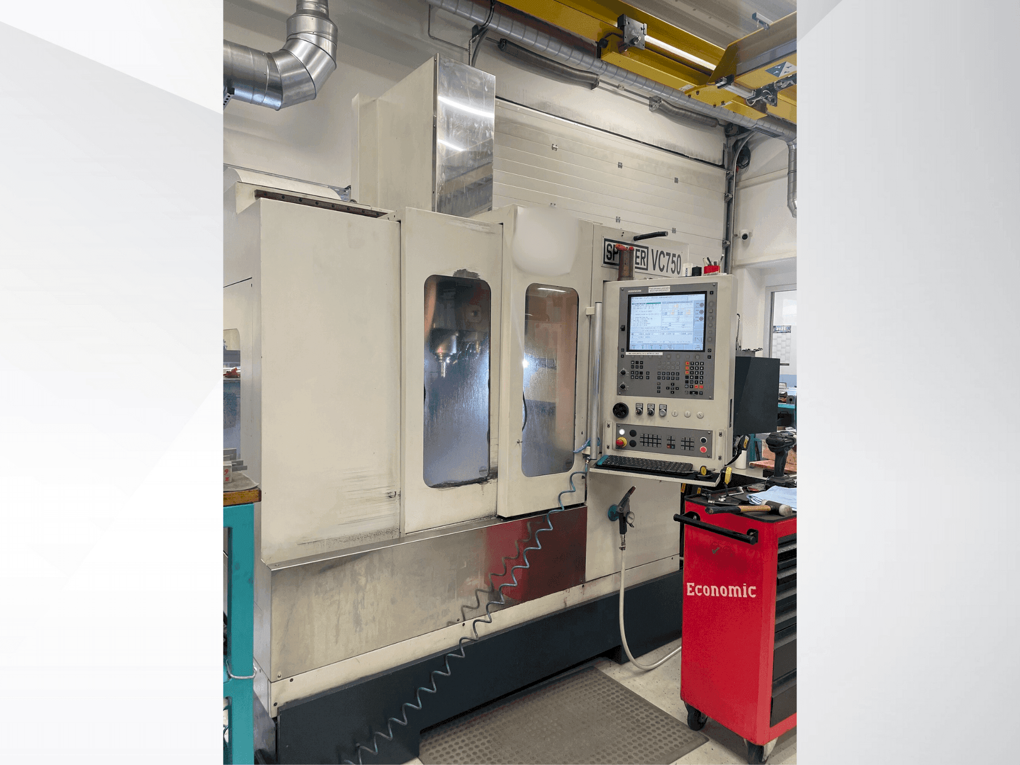 Vista Frontal  da SPINNER VC 750  máquina