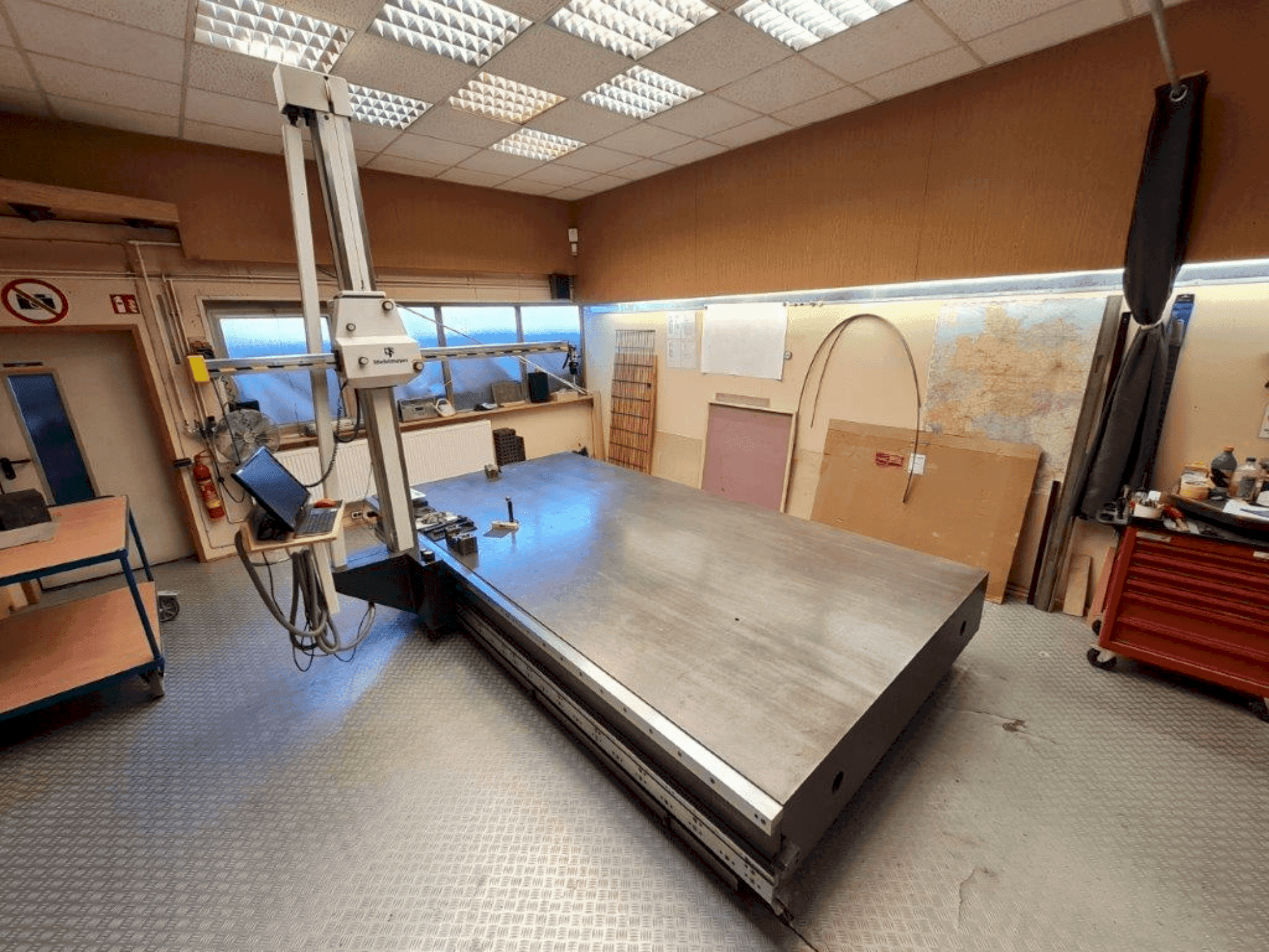 Vista Frontal  da Stiefelmayer C160 410632  máquina