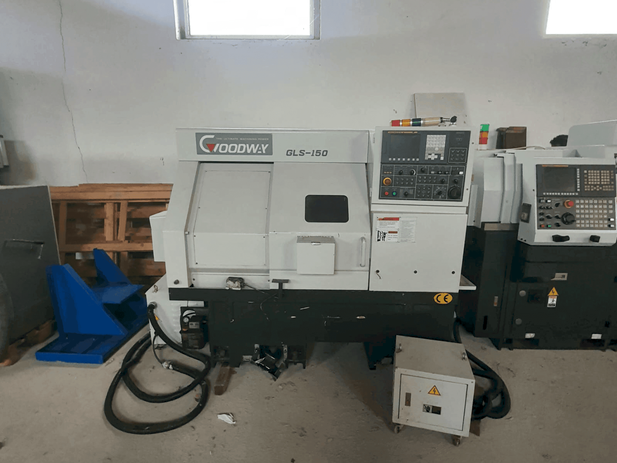 Vista Frontal  da Goodway GLS-150 M  máquina