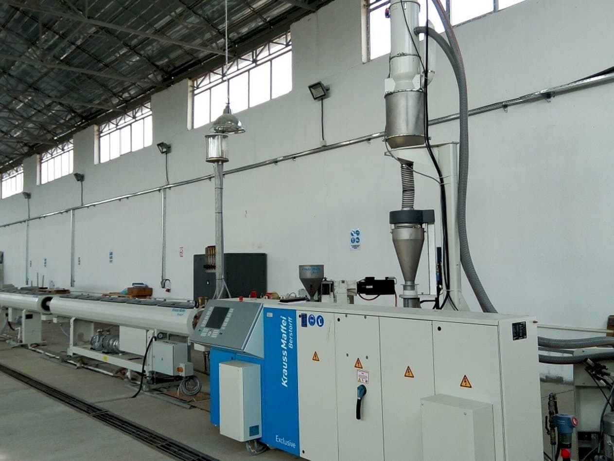 Vista Frontal  da Krauss Maffei KME 60-36 B/R  máquina