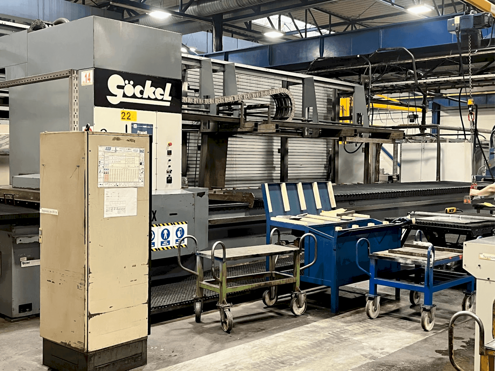 Vista Frontal  da GÖCKEL G130  máquina