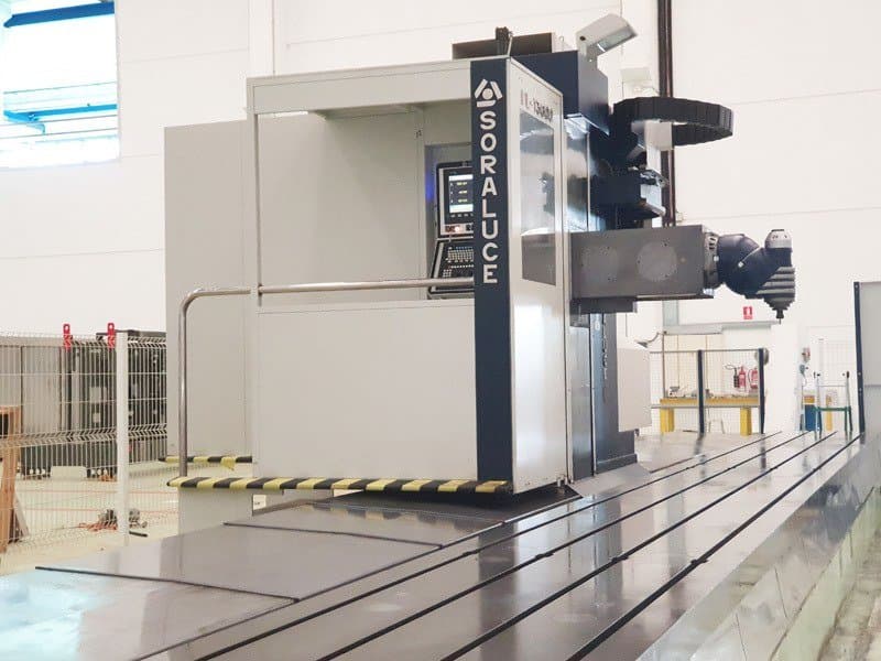 Vista Frontal  da Soraluce FL-13000  máquina