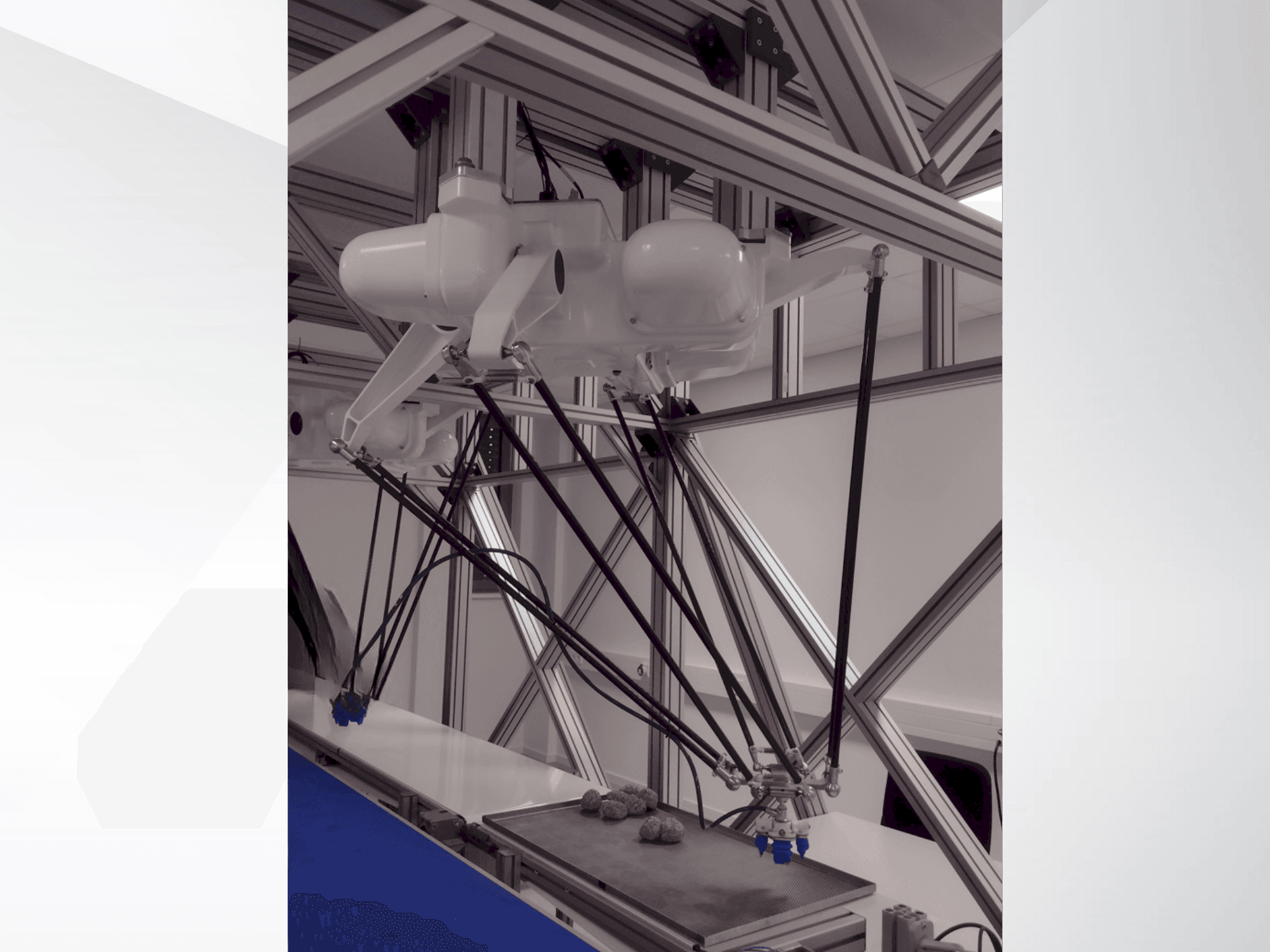 Vista Frontal  da OMRON Quattro 800HS with Platform P30  máquina