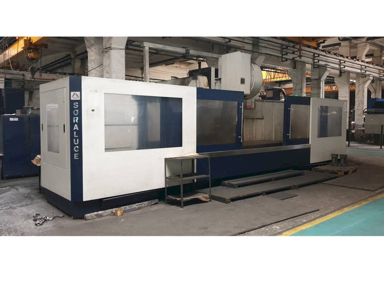 Vista Frontal  da Soraluce TA 35  máquina