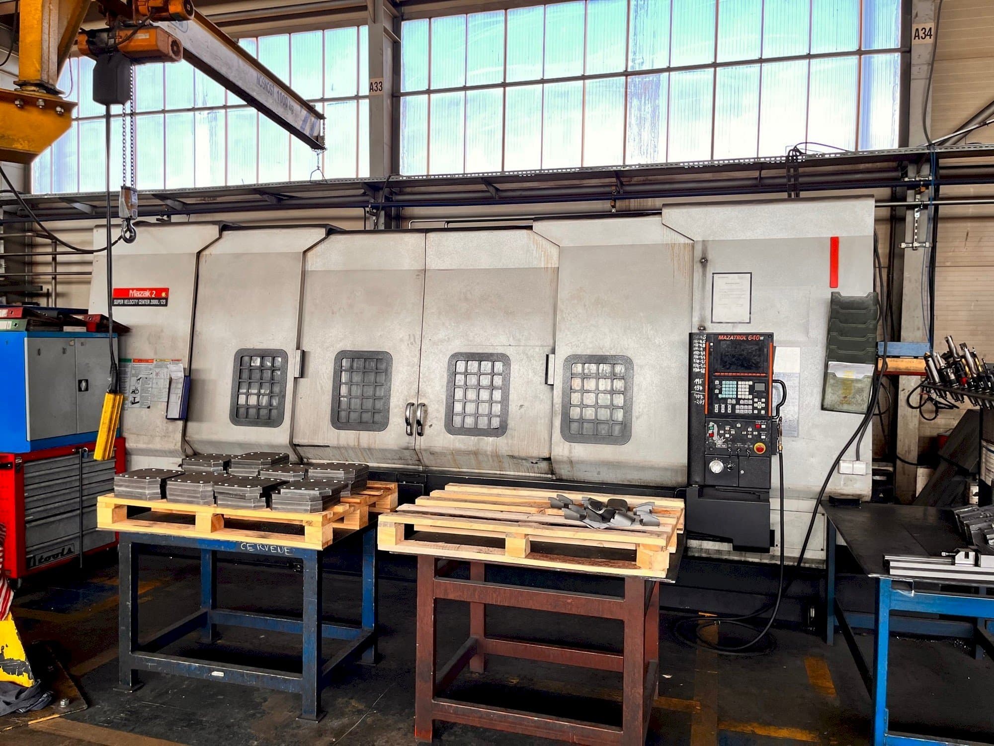 Vista Frontal  da Mazak SVC 2000L/120  máquina