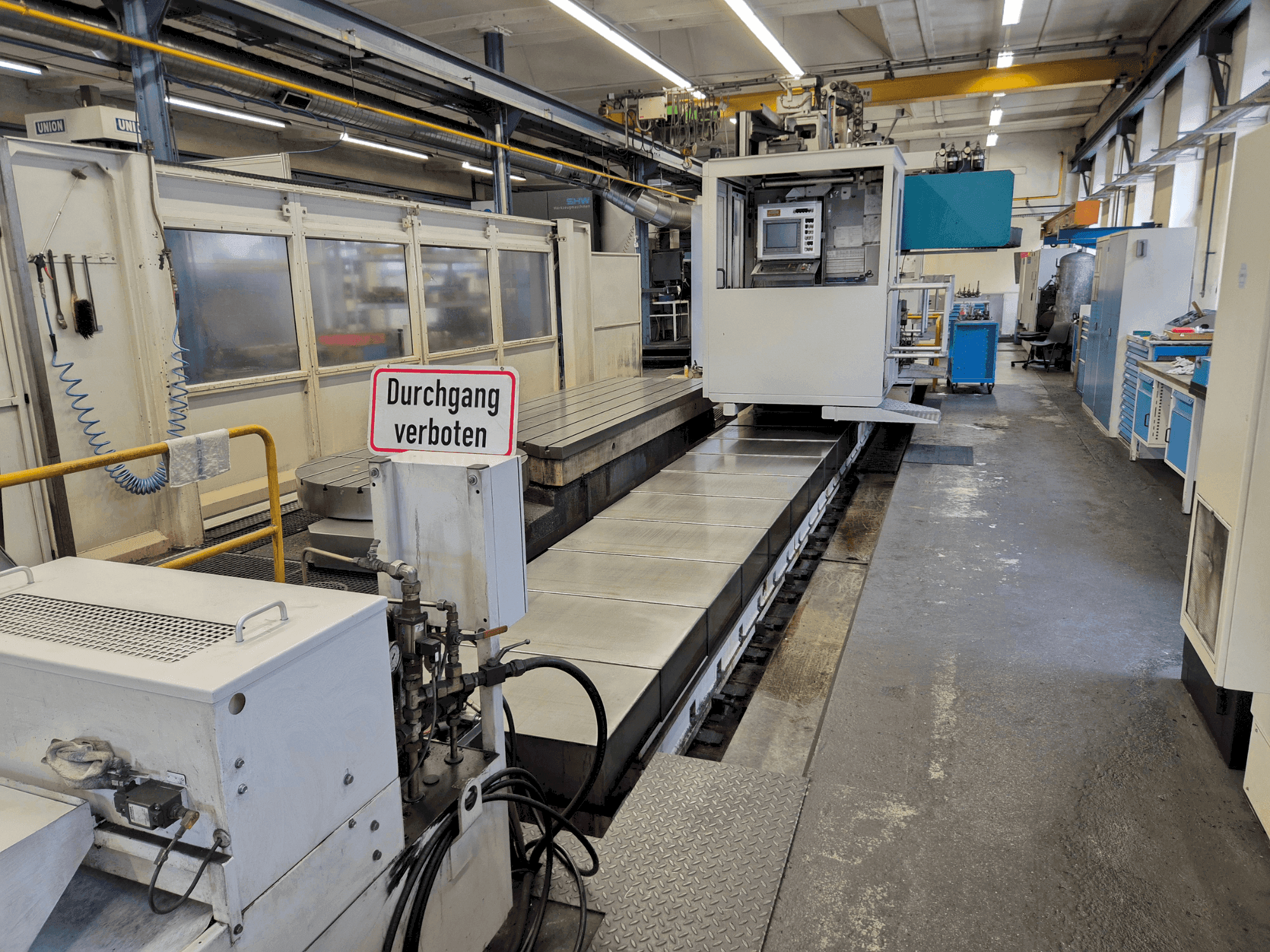 Vista Frontal  da SHW Powerspeed 5  máquina