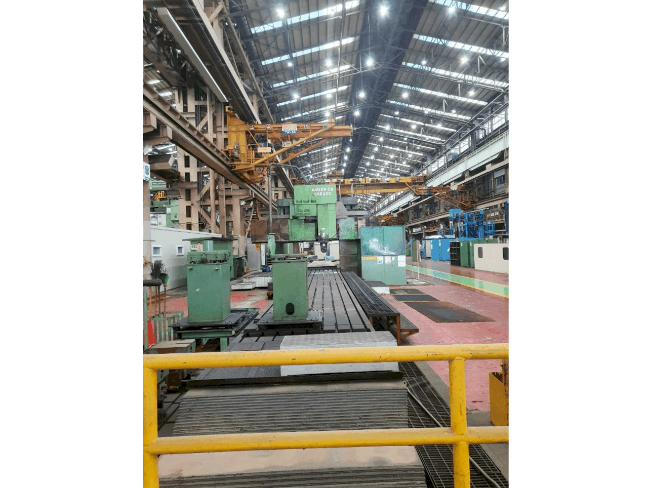 Vista Frontal  da WALDRICH COBURG -  máquina