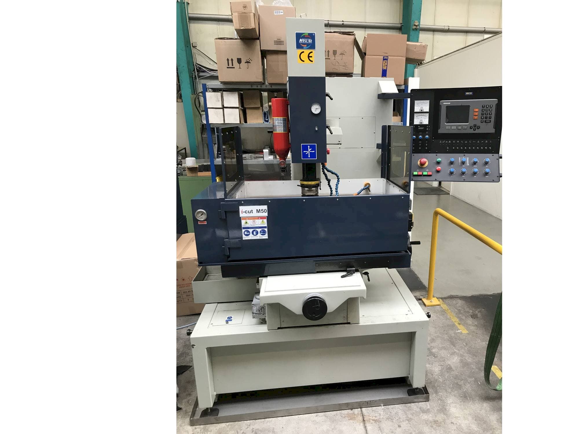Vista Frontal  da i-cut M50  máquina