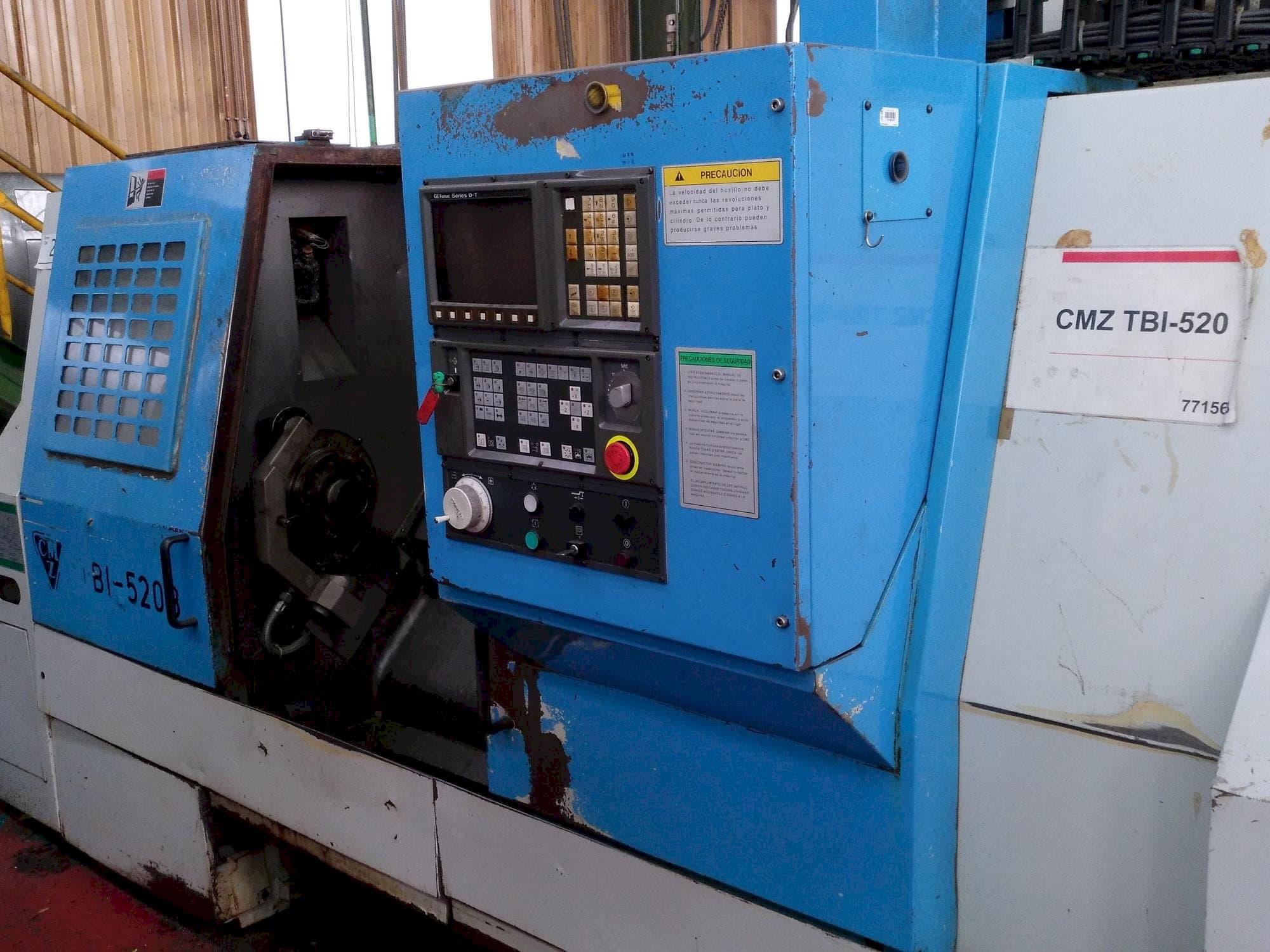 Vista Frontal  da CMZ TBI 520  máquina