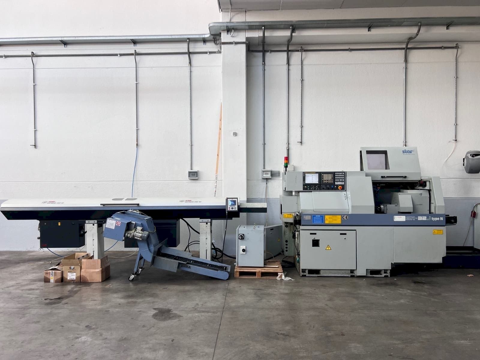 Vista Frontal  da Star SR-32J type N  máquina