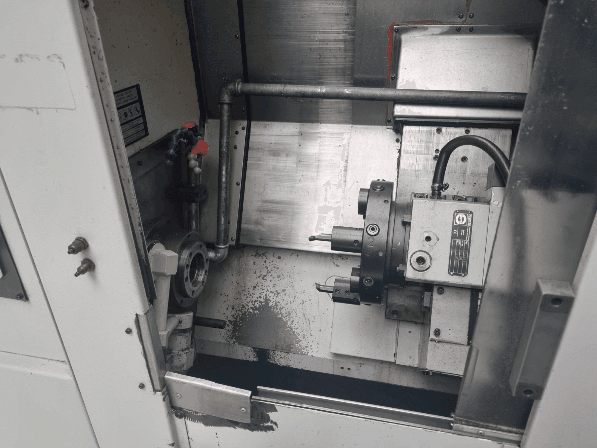 Vista Frontal  da SPINNER TC-32MC  máquina