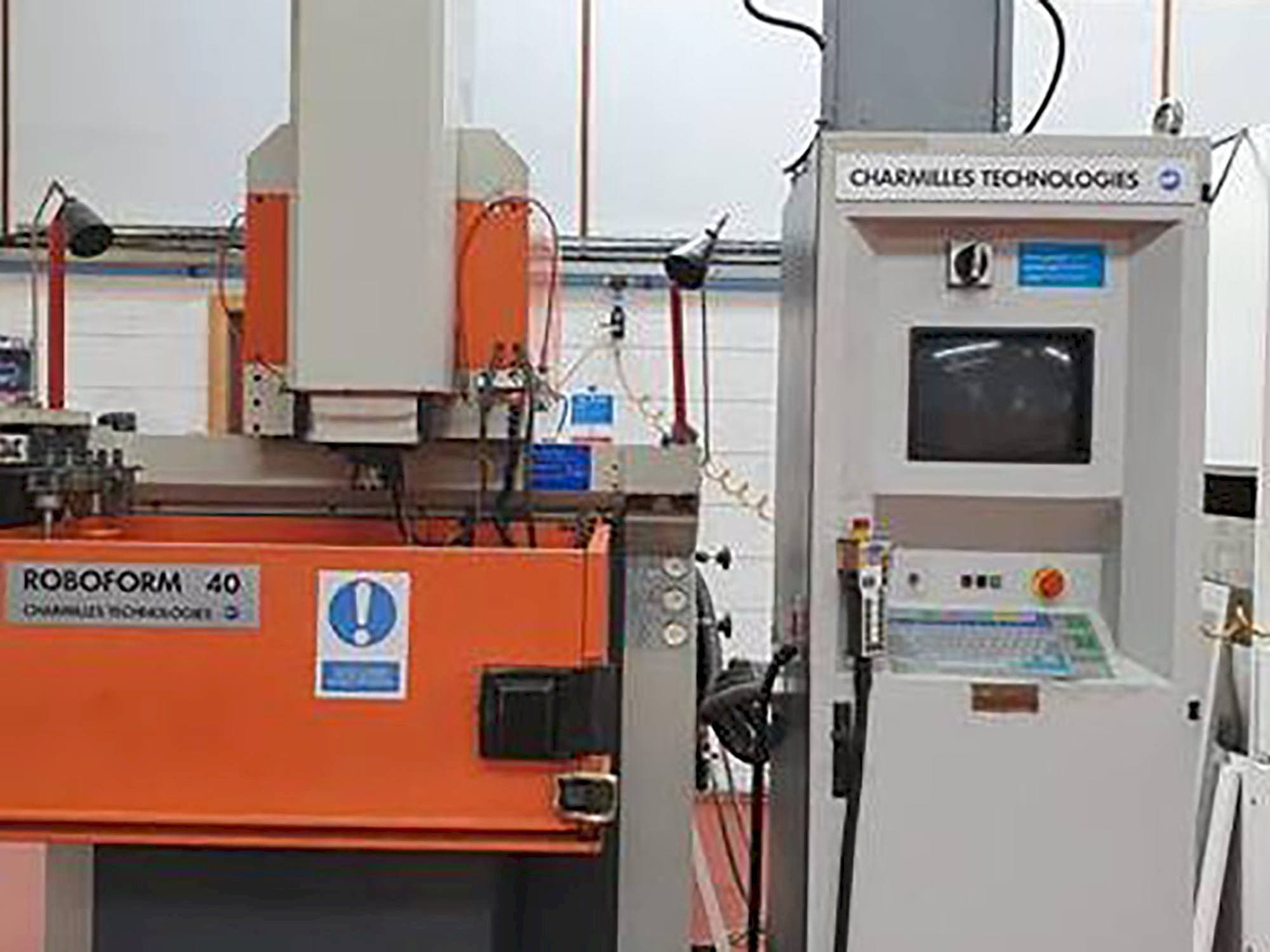 Vista Frontal  da CHARMILLES Roboform 40  máquina