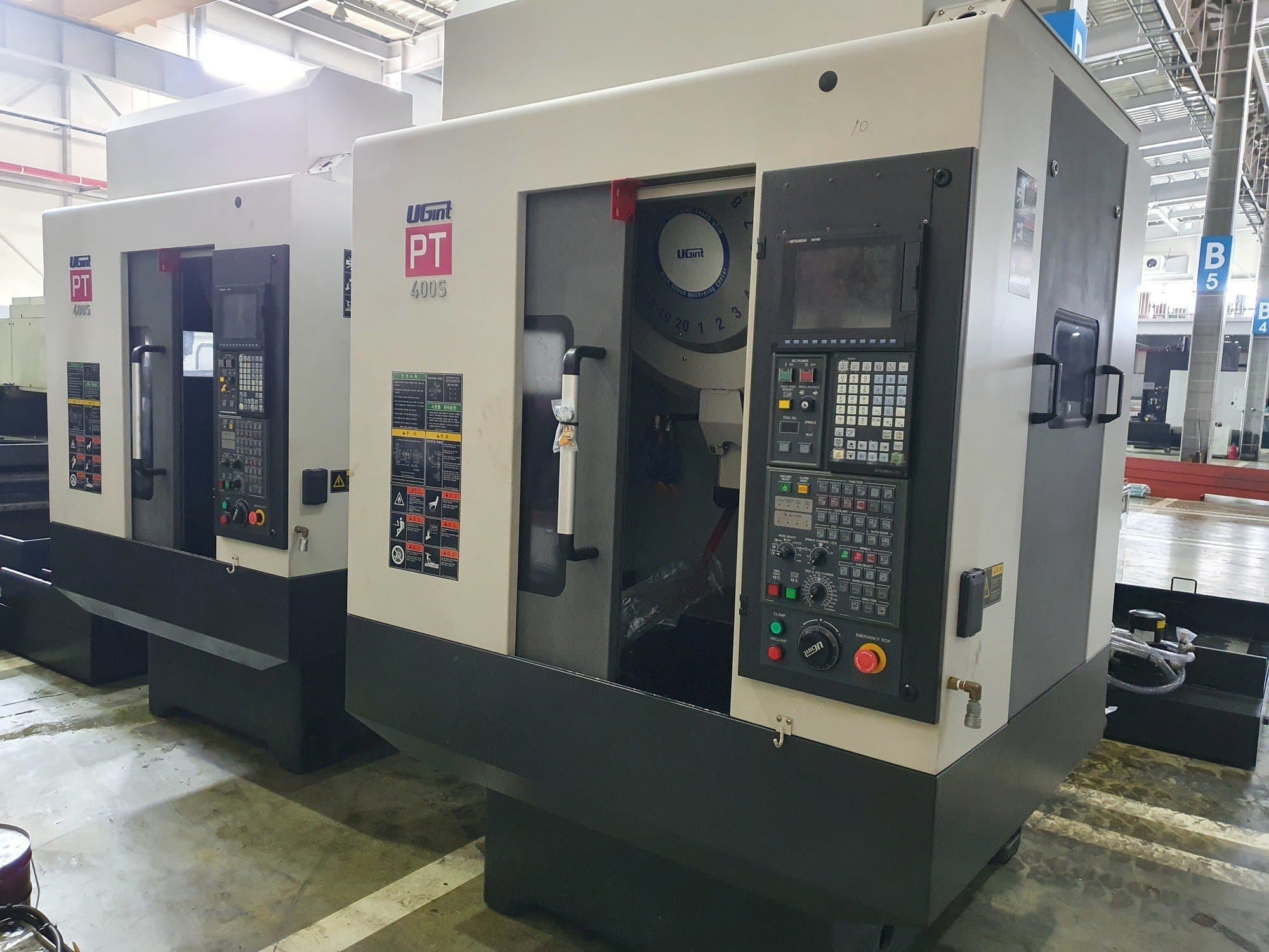 Vista Frontal  da UGINT PT400S  máquina