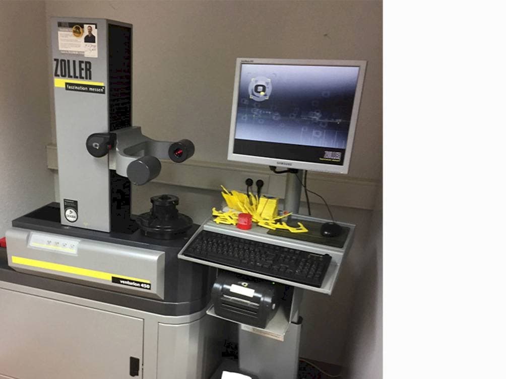 Vista Frontal  da Zoller Venturion 450  máquina