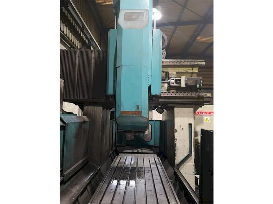 Vista Frontal  da ANAYAK P-2000  máquina