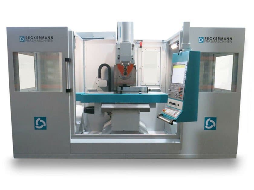 Vista Frontal  da RECKERMANN 1300  máquina